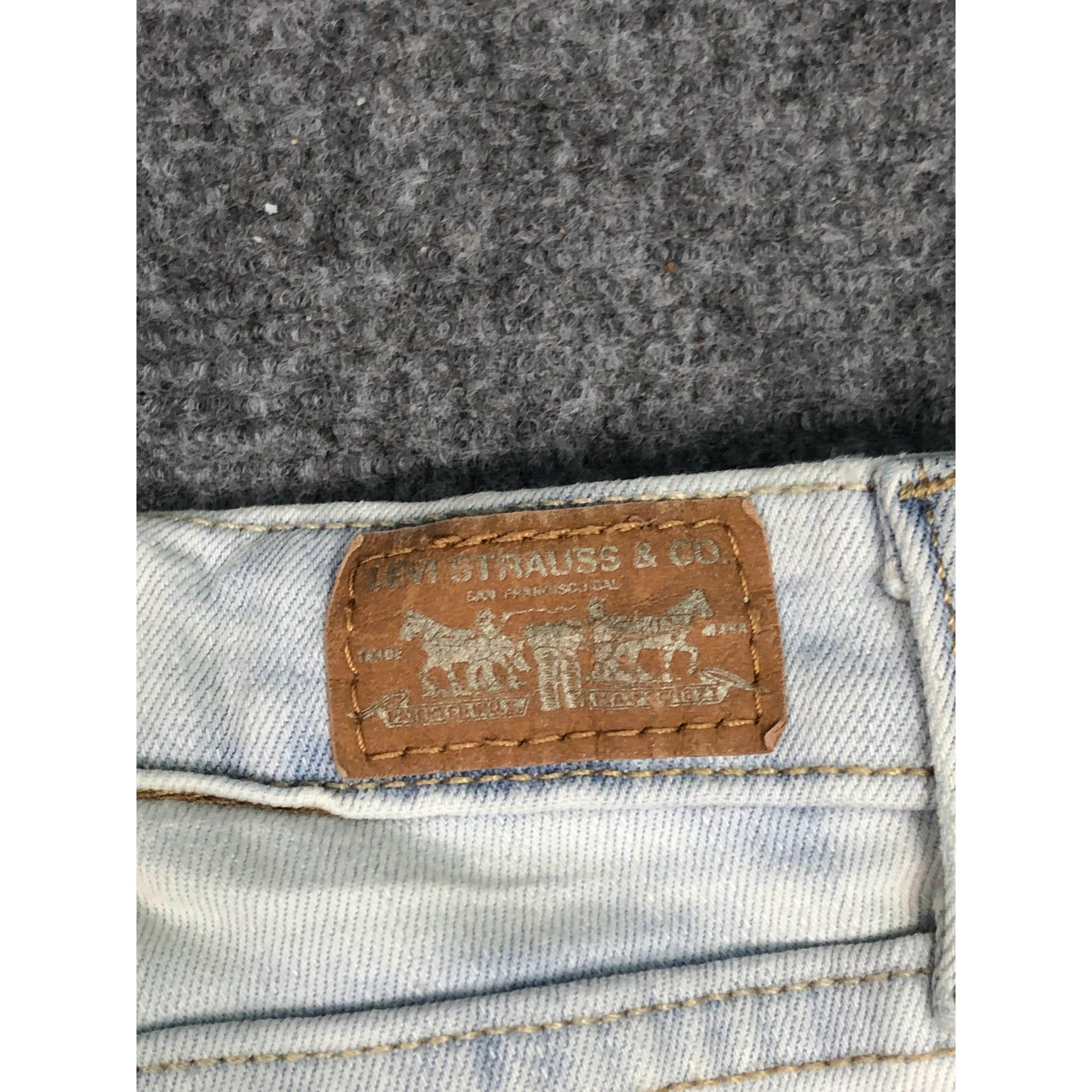 Levi's Vintage Levis Blue Faded Denim Jeans DP0208 Size US 30 / EU 46 - 5 Thumbnail
