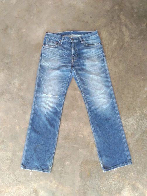 image of Vintage Levi's Jeans 502 Faded Blue Distressed Denim 32X31, Men's