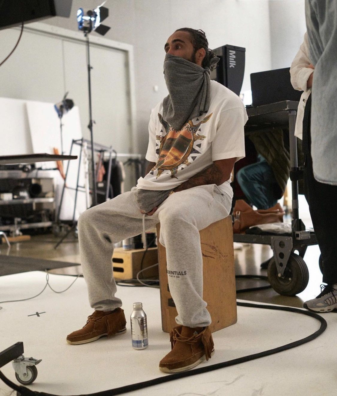 Fear of God Fear of God Essentials Core Oatmeal Sweatpants XXL Size US 38 / EU 54 - 2 Thumbnail