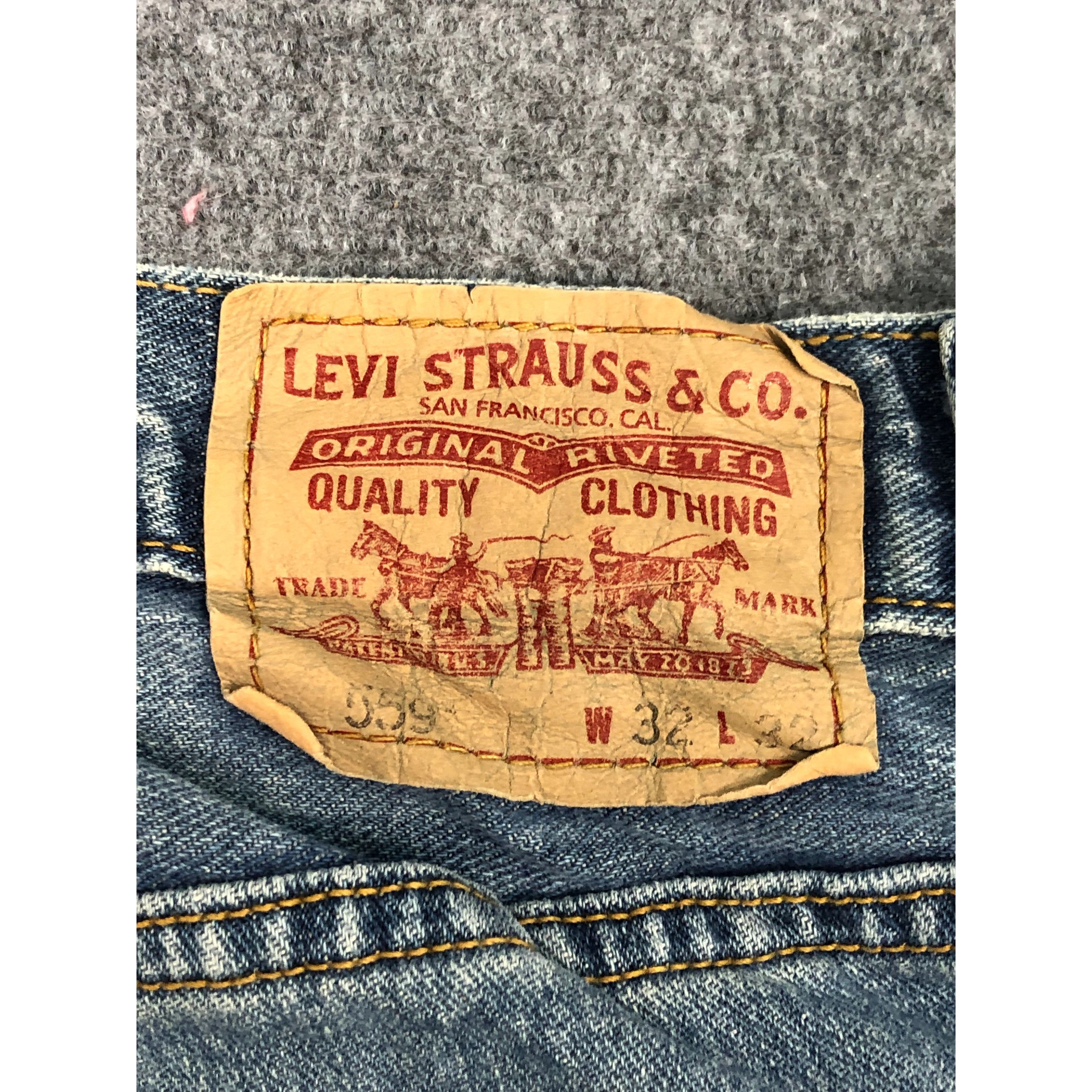 Levi's Vintage Levis 559 Lightwash Blue Denim Pant DP0310 Size US 30 / EU 46 - 5 Thumbnail