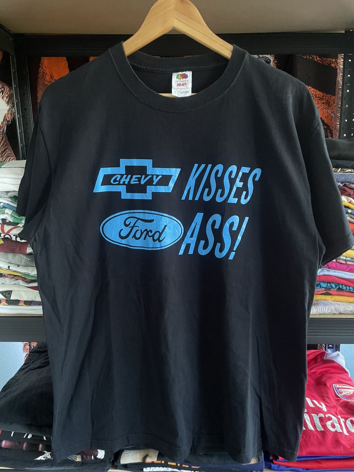 Fruit Of The Loom Parody Chevy Kisses Ford Ass ! Black T-Shirt Size US L / EU 52-54 / 3 - 1 Thumbnail