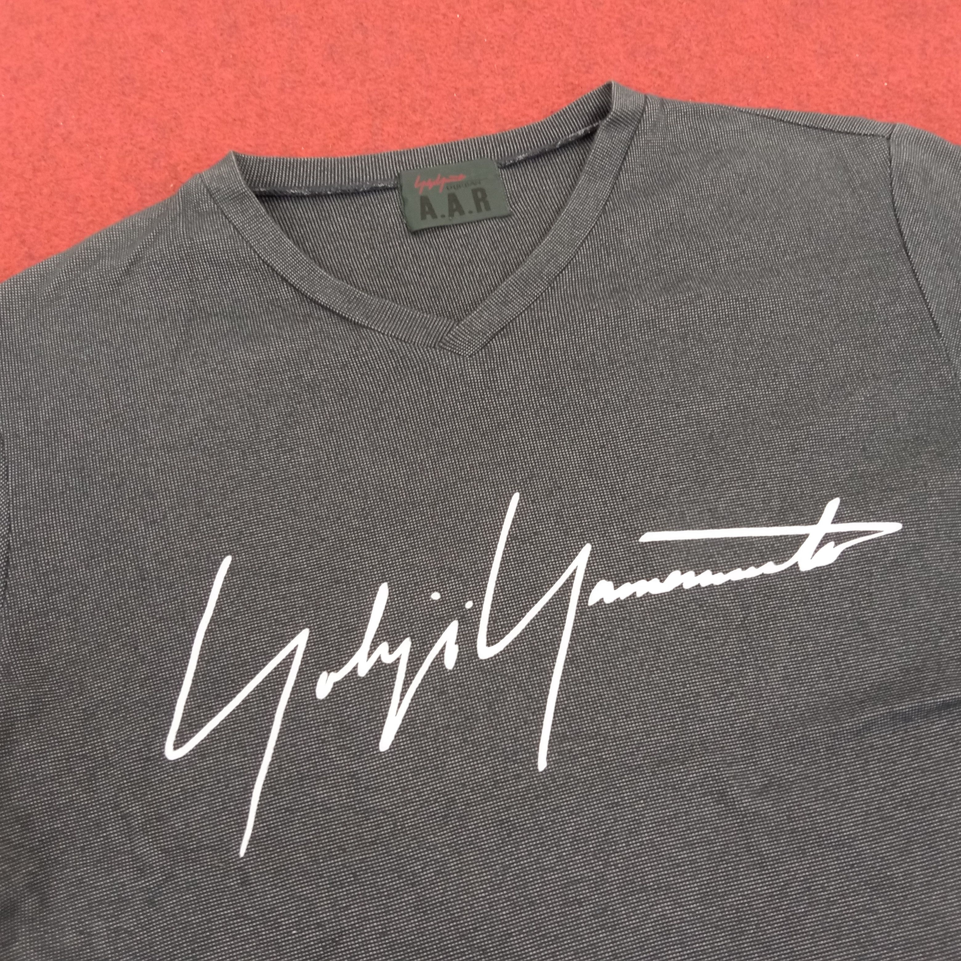 Designer AAR Yohji Yamamoto Streetwear Custom Logo Art Style Tshirt Size S / US 4 / IT 40 - 2 Thumbnail