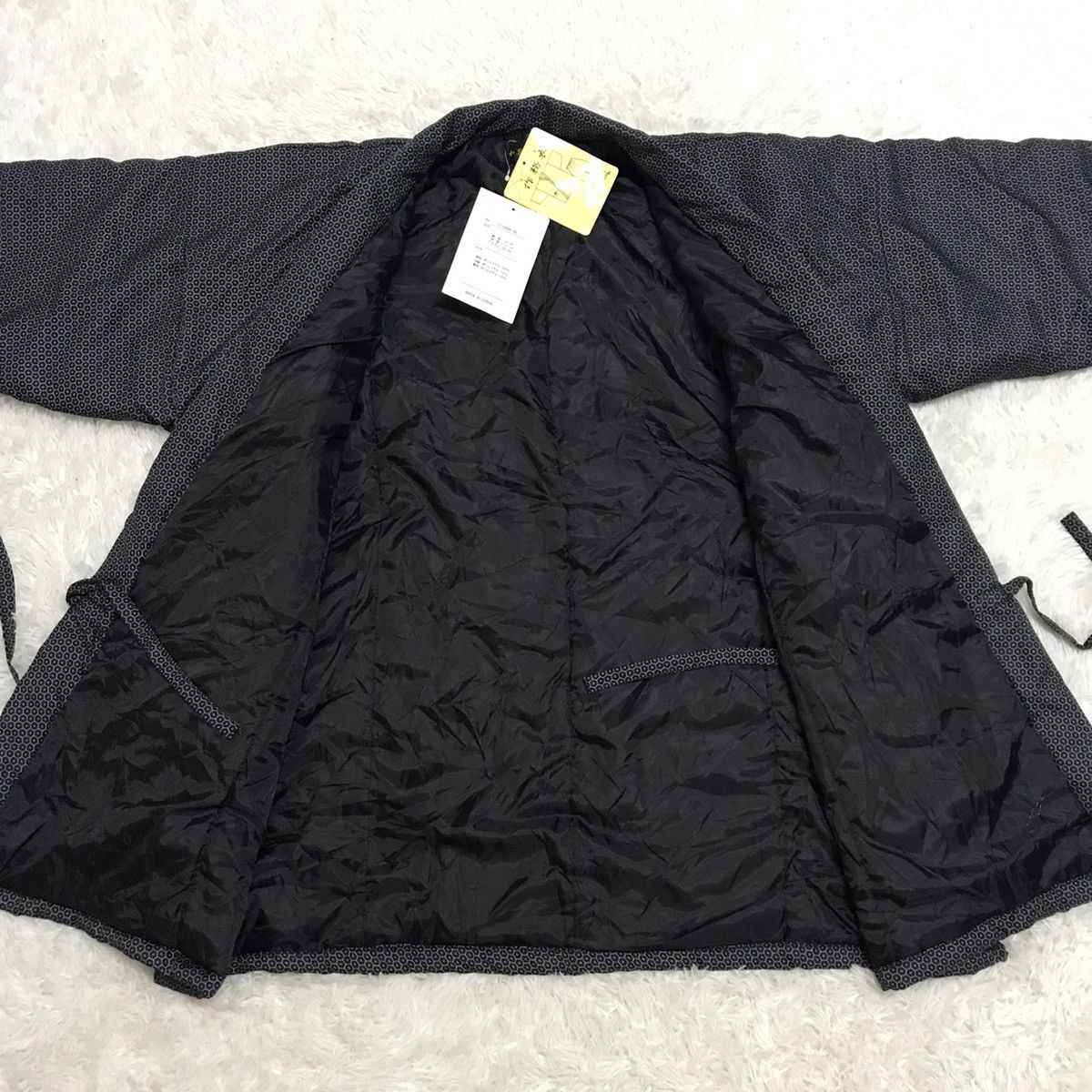 Japanese Brand NWT Kimono Japan Size US L / EU 52-54 / 3 - 16 Thumbnail