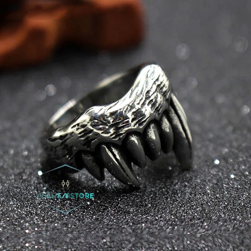 Custom × Jewelry × Streetwear Animal Teeth Biker Ring | Grailed