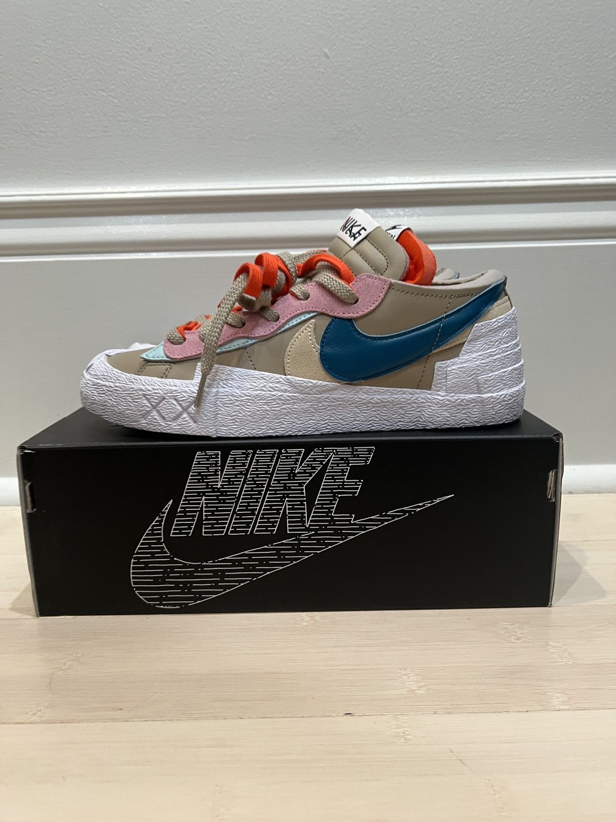 Kaws × Nike × Sacai Nike Blazer Low Sacai x Kaws Size US 9.5 / EU 42-43 - 4 Thumbnail
