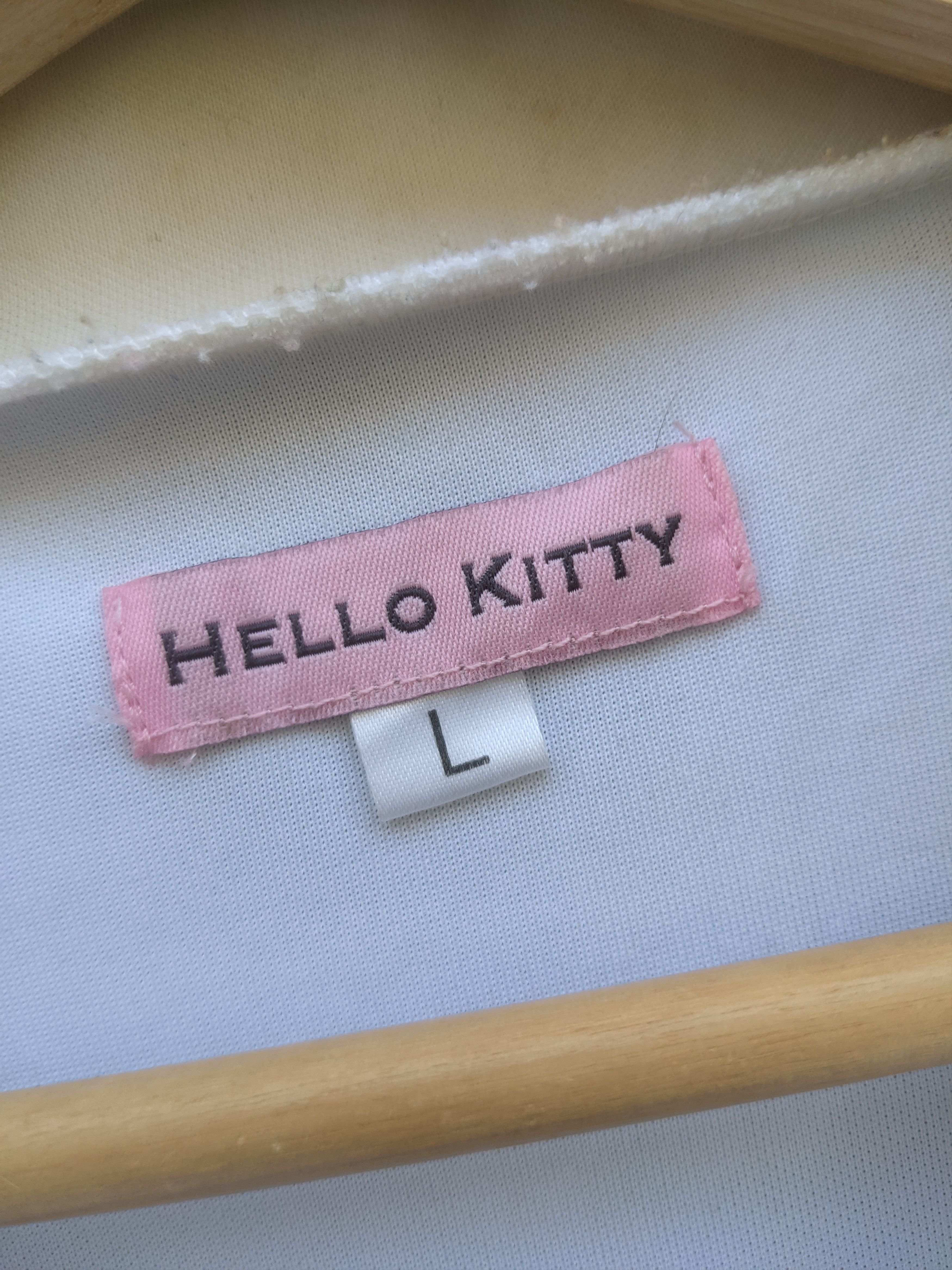Japanese Brand Hello Kitty spellout tracktop Size US M / EU 48-50 / 2 - 7 Thumbnail