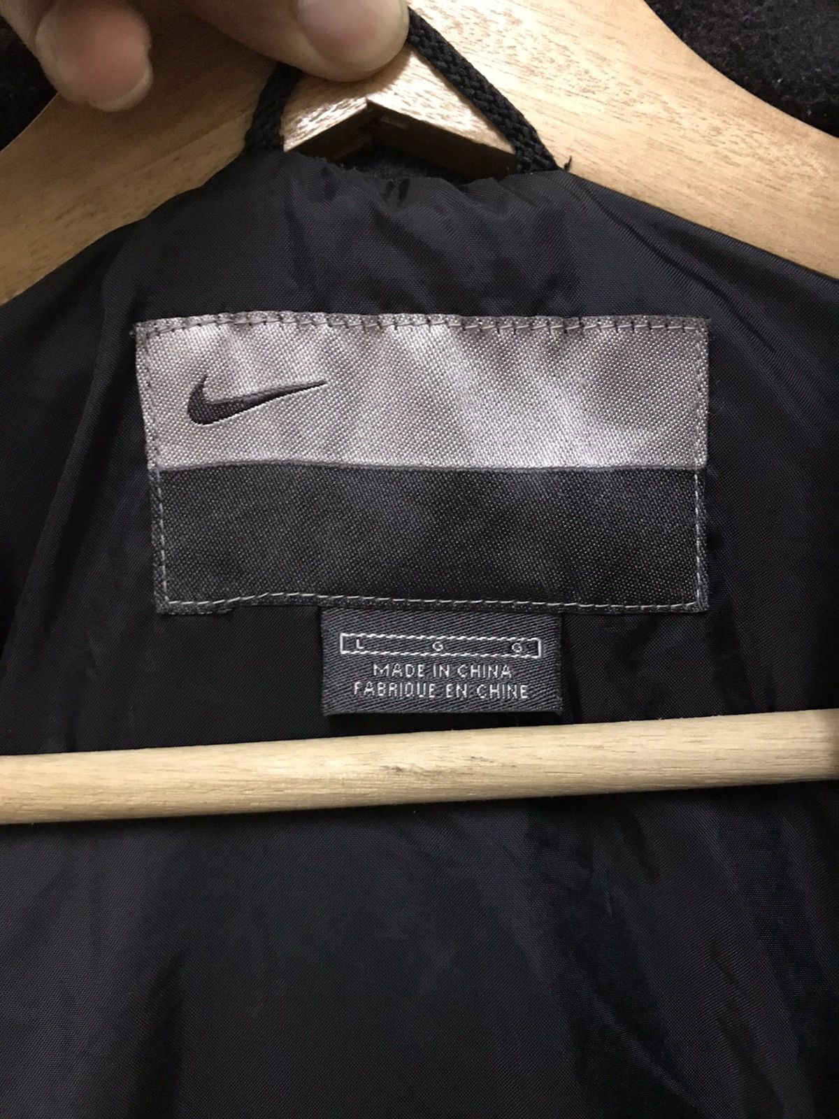 Nike Nike Swoosh Light Puffer Jacket Small Logo Size US L / EU 52-54 / 3 - 10 Thumbnail
