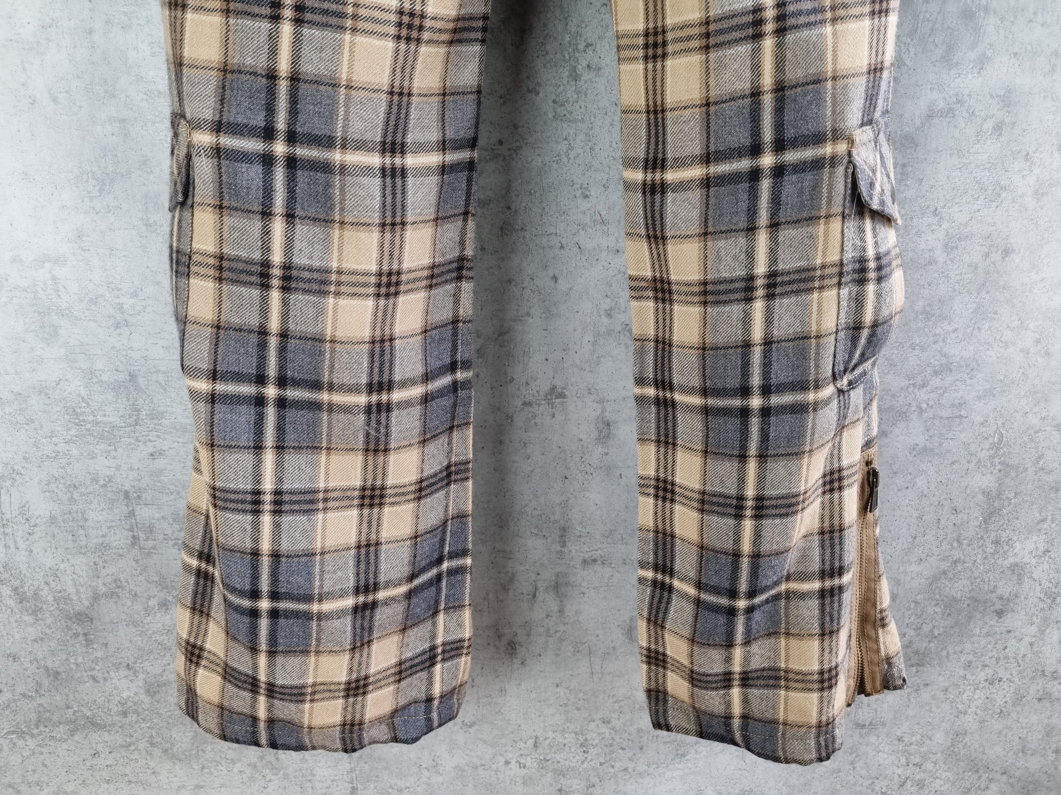 Japanese Brand × Moschino × Seditionaries Rare 90s Moschino Vintage Wool Cargo Plaid Pants Size US 29 - 14 Thumbnail