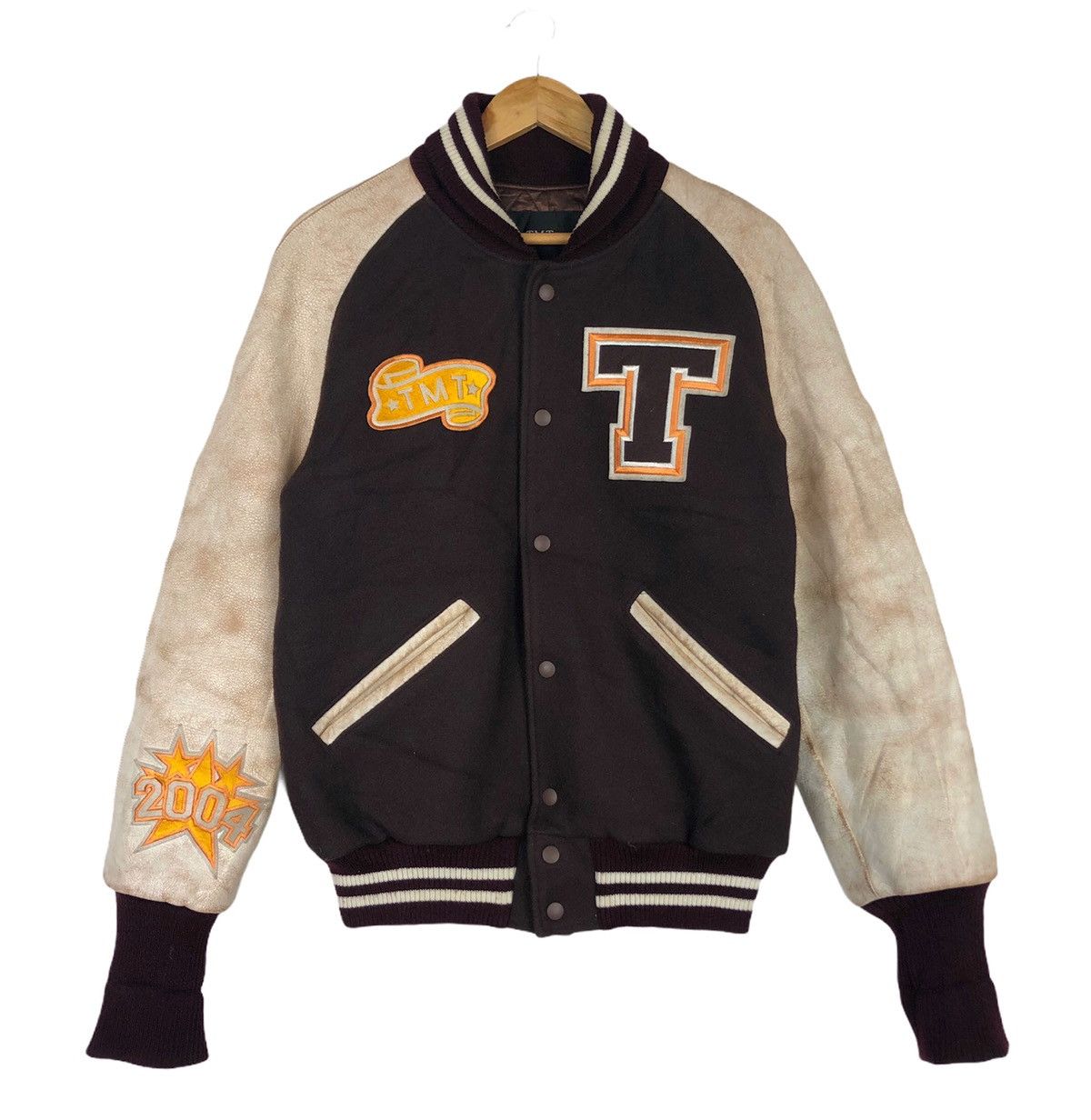 TMT 🔥TMT Japan 🇯🇵 AW2004 Big Holiday Varsity Leather Jacket Size US L / EU 52-54 / 3 - 2 Thumbnail