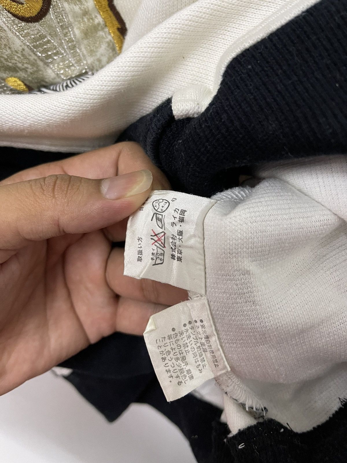 Japanese Brand × Vintage Vintage Farnese Spell Out Embroidery Sweatshirt Size US L / EU 52-54 / 3 - 9 Thumbnail
