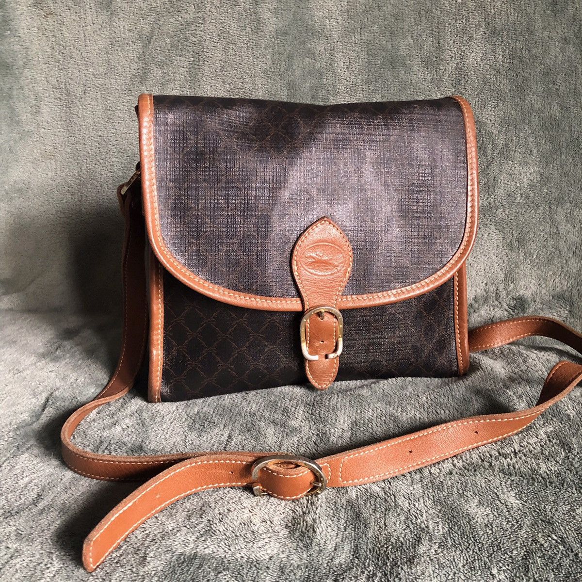 Longchamp Longchamp Vintage Woman s Leather Shoulder Bag Handbag Grailed