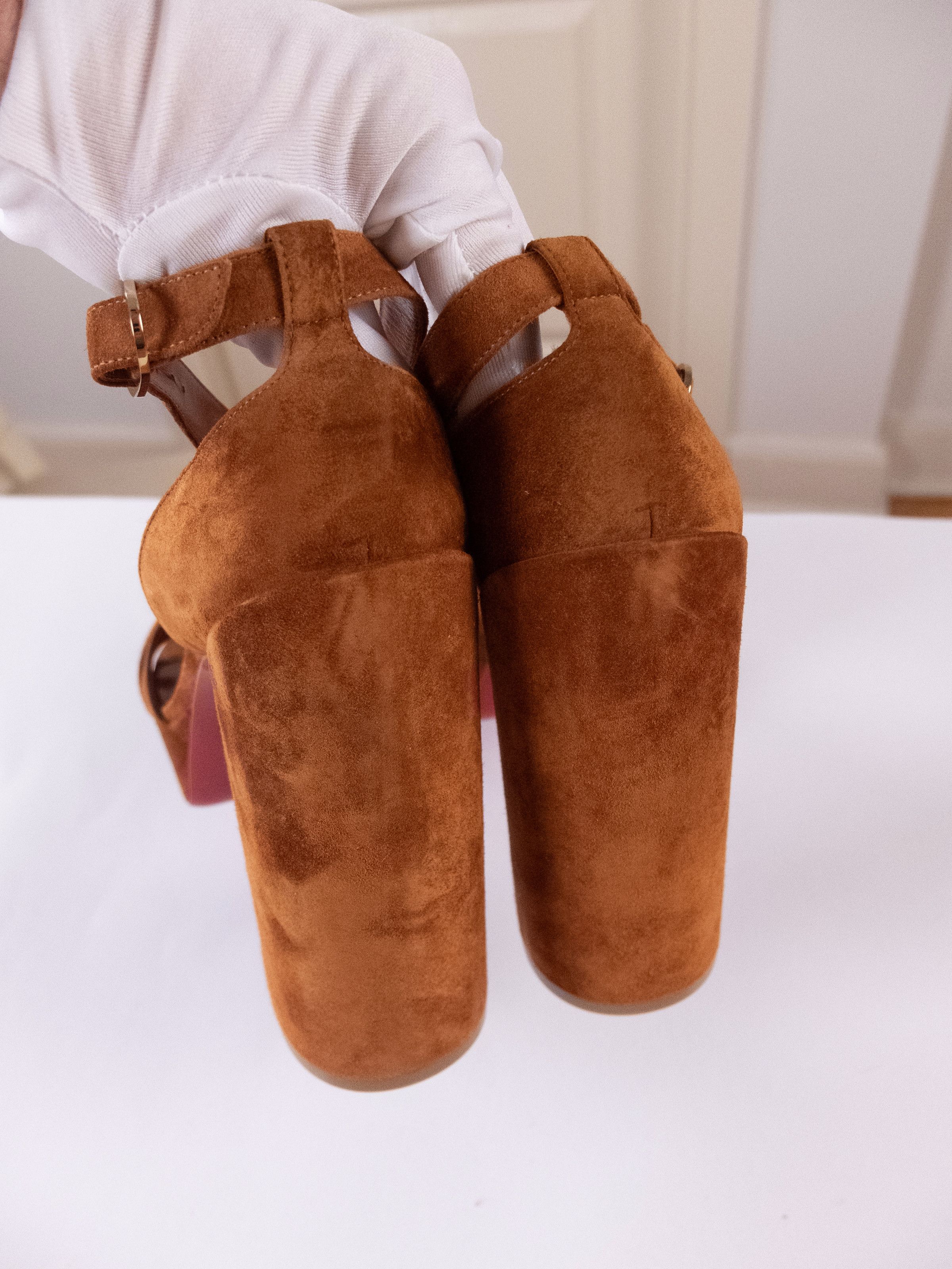 Christian Louboutin CHRISTIAN LOUBOUTIN Movida foxy suede platform sandals 10 40 Size US 10 / IT 40 - 6 Thumbnail