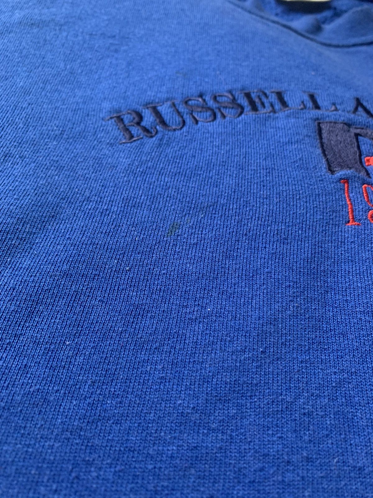 Russell Athletic Vintage Russell Athletic Logo Embroidered Rare Sweatshirt Size US XL / EU 56 / 4 - 4 Thumbnail