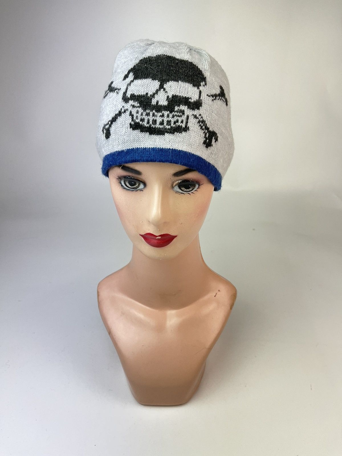 Japanese Brand Skull Crossbone Beanie Hats Snow Caps Size ONE SIZE - 2 Thumbnail