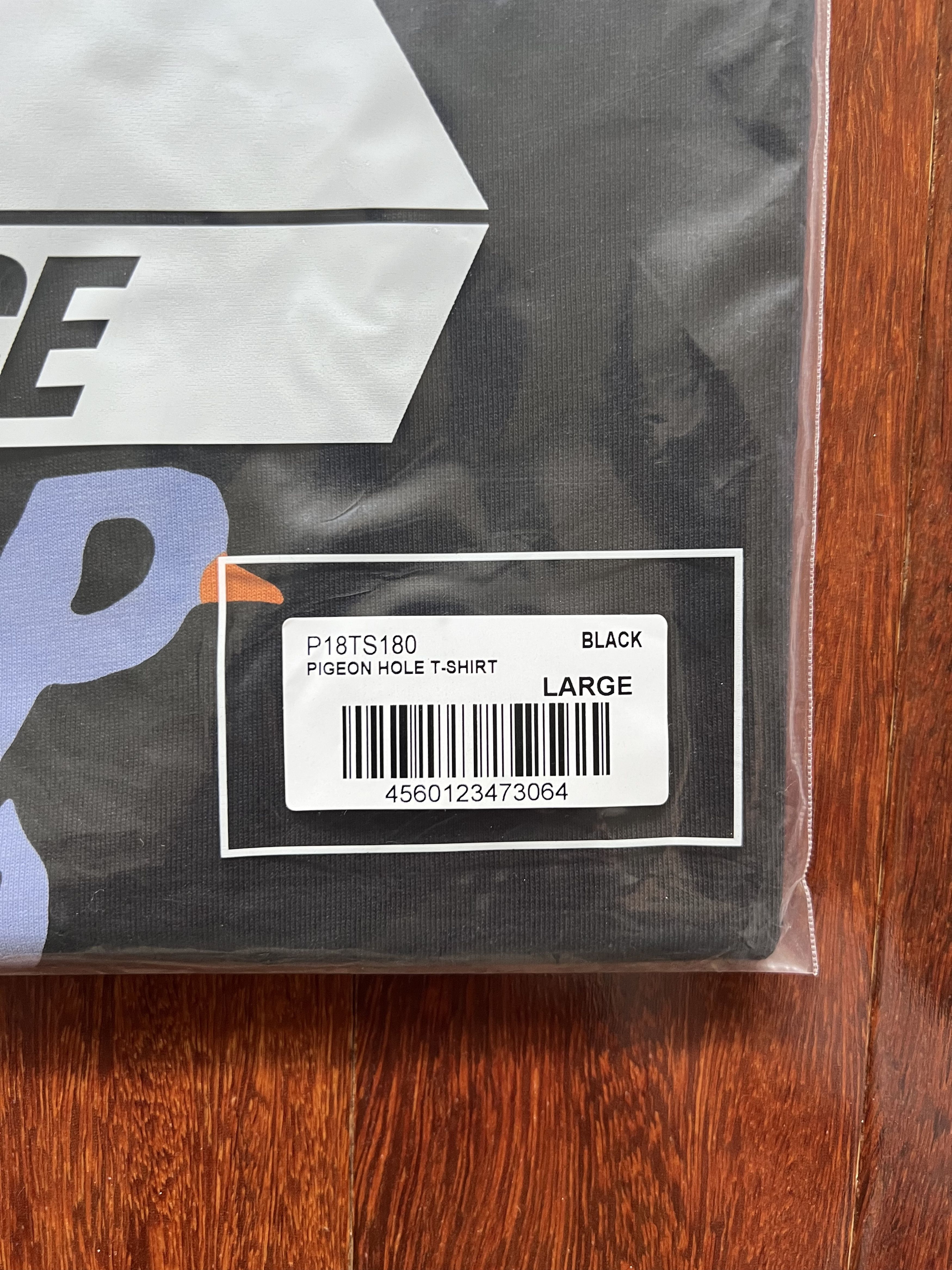 Palace 💚 2020 Palace Pigeon Hole T-Shirt Black Large NEW Size US L / EU 52-54 / 3 - 4 Thumbnail
