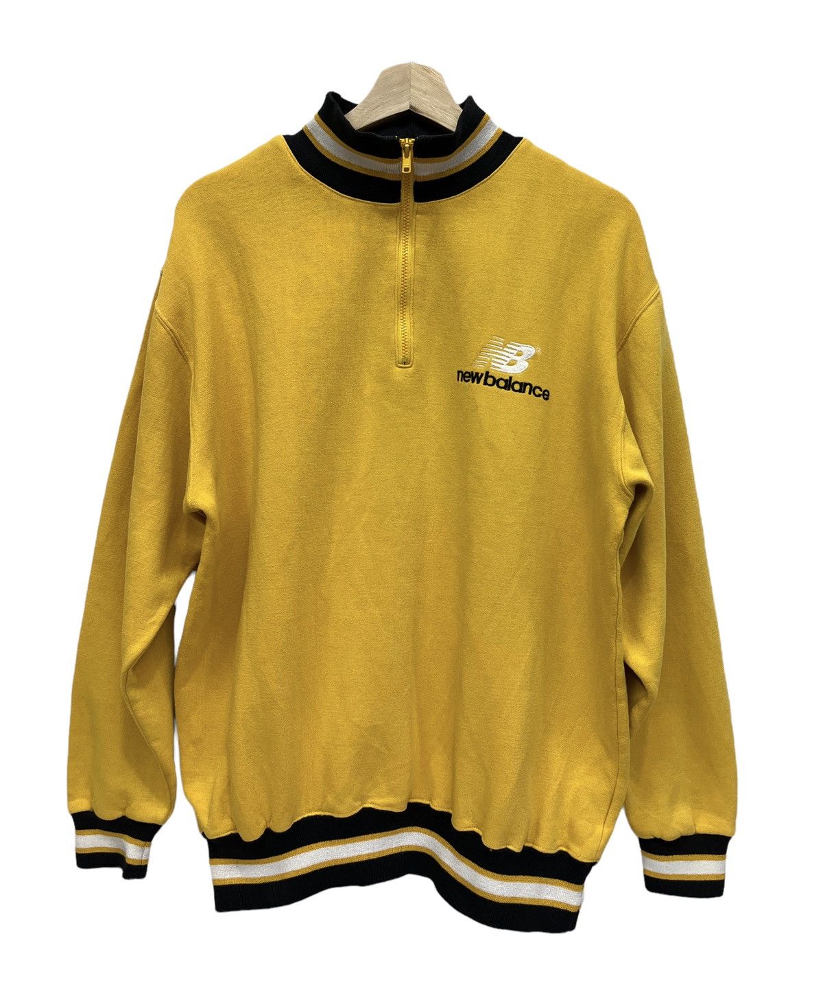 New Balance × Vintage Vintage 90’s NEW BALANCE Embroidery Logo Spellout Sweater Size US L / EU 52-54 / 3 - 3 Thumbnail