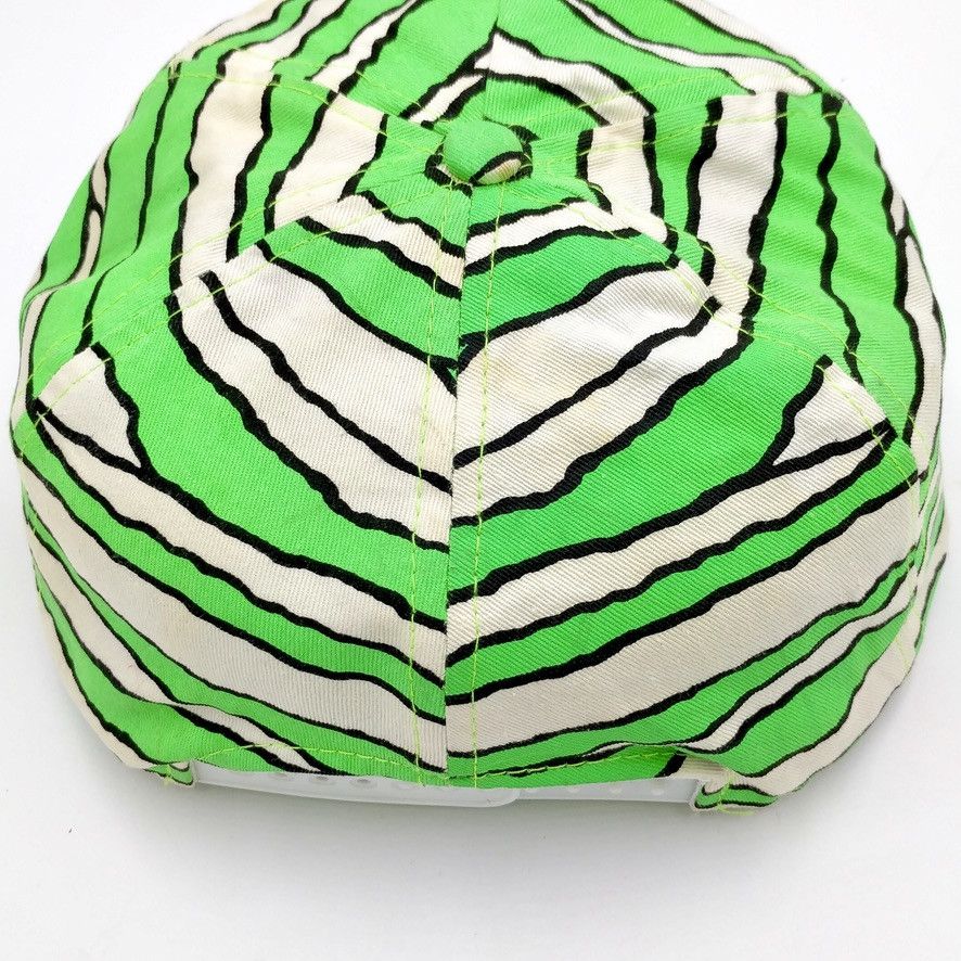 Vintage × Zubaz Vintage Hawaiian Julep Zubaz Snapback Trucker Hat Size ONE SIZE - 9 Thumbnail