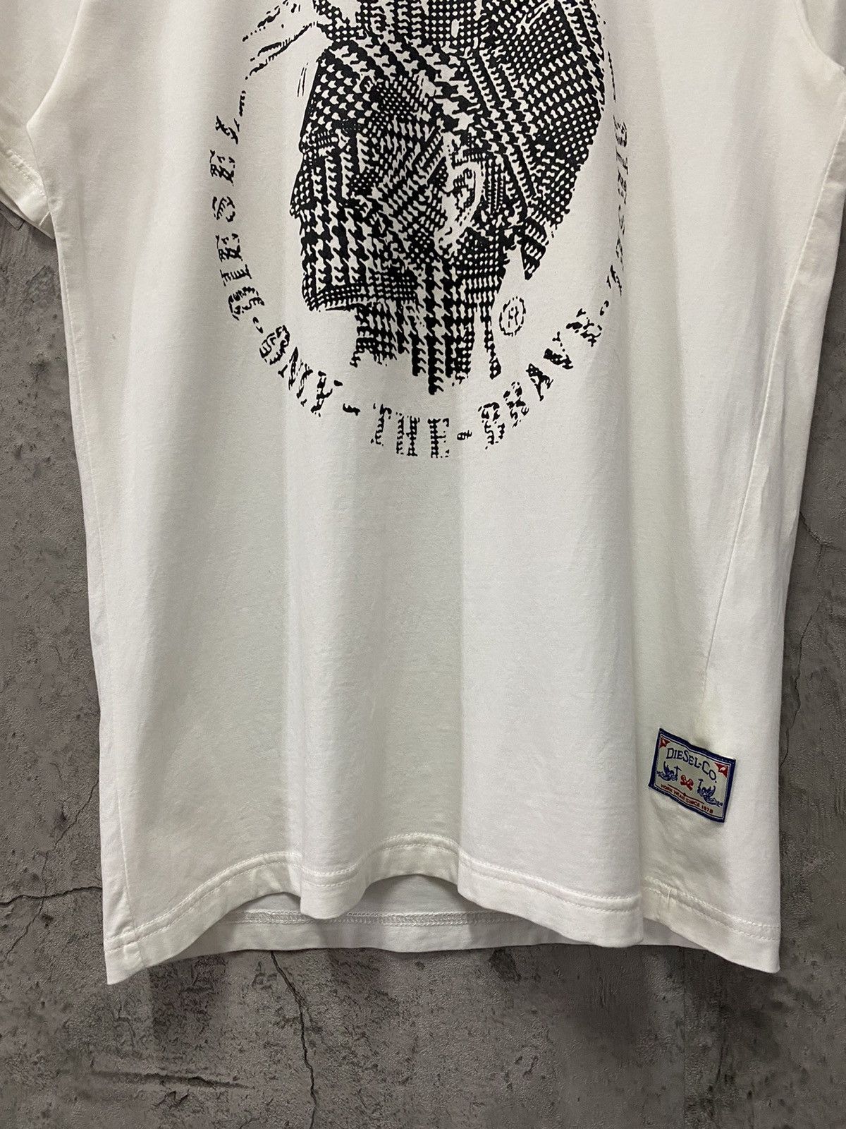 Diesel × Vintage Vintage Diesel Trojan Punk Made In Italy Tshirt Size US M / EU 48-50 / 2 - 3 Thumbnail