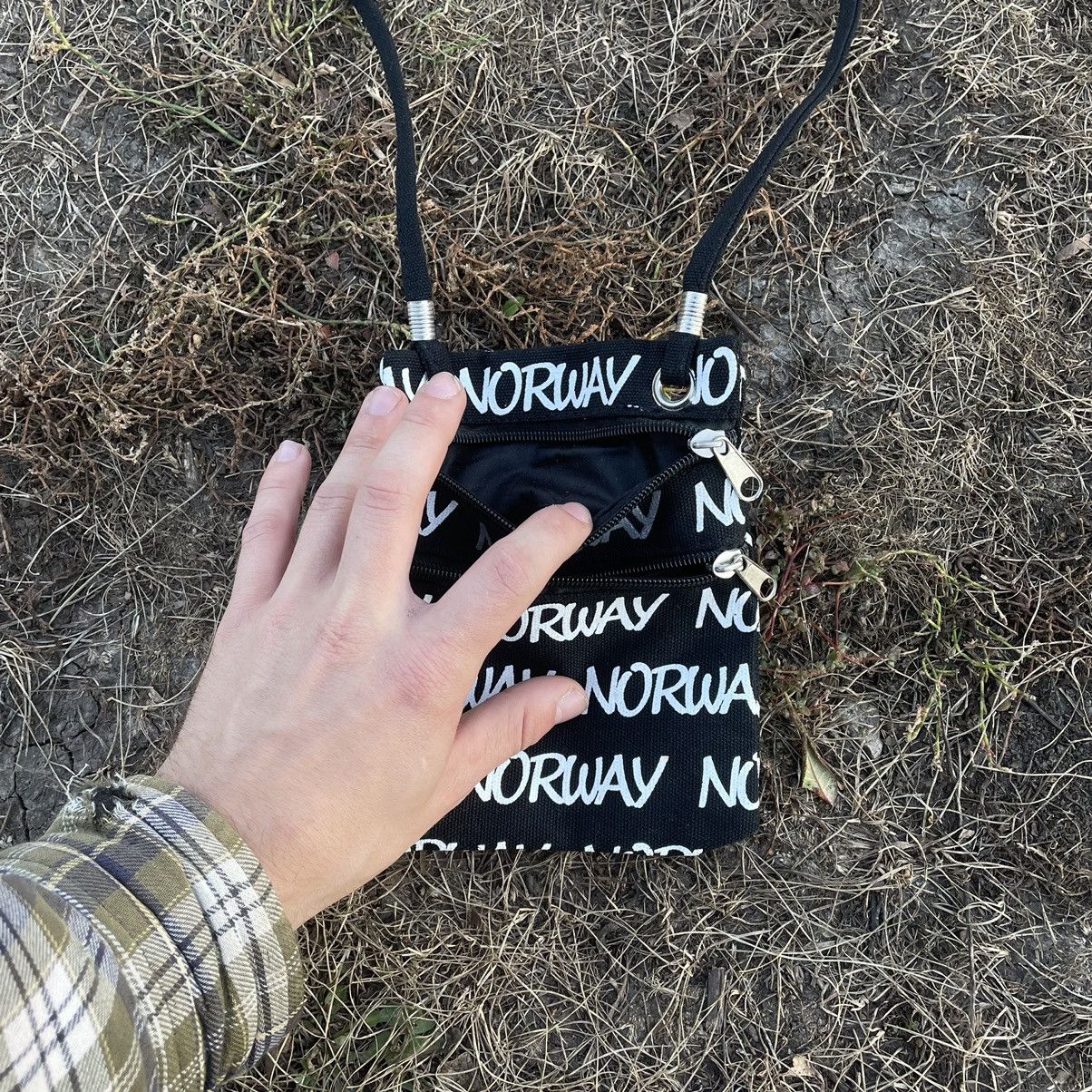Vintage Vintage Y2K Crossbody Bag Streetwear Archive Rave Graphic OS Size ONE SIZE - 4 Thumbnail