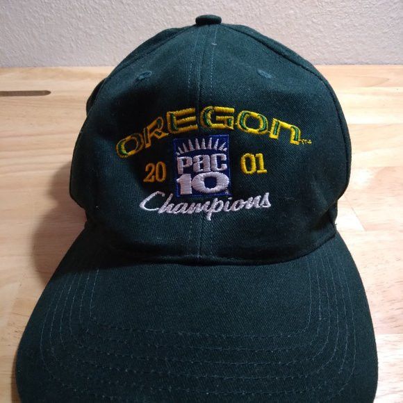 NCAA × Vintage Vintage Oregon Ducks Fiesta Bowl 2001 PAC 10 Champions Hat Size ONE SIZE - 1 Thumbnail