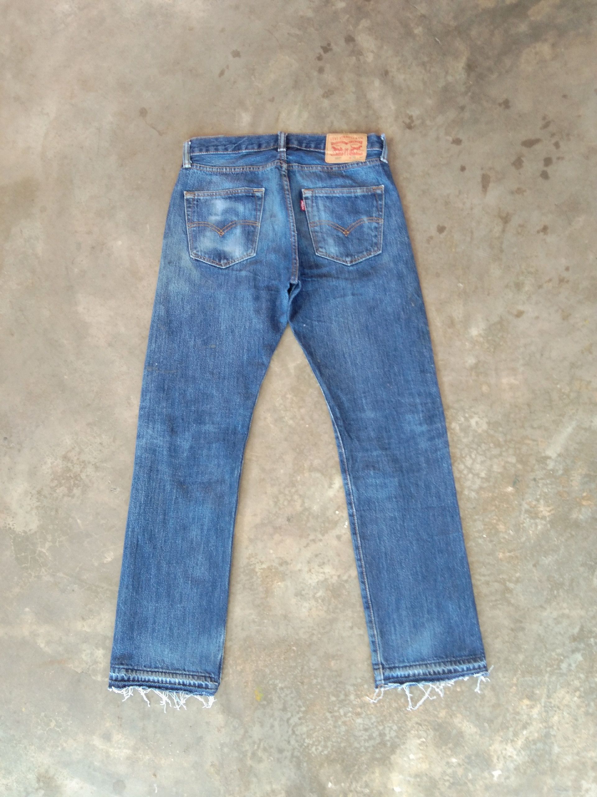 Levi's Vintage Levis 501 Released Hem Distressed Jeans 30x30 Size US 30 / EU 46 - 2 Thumbnail