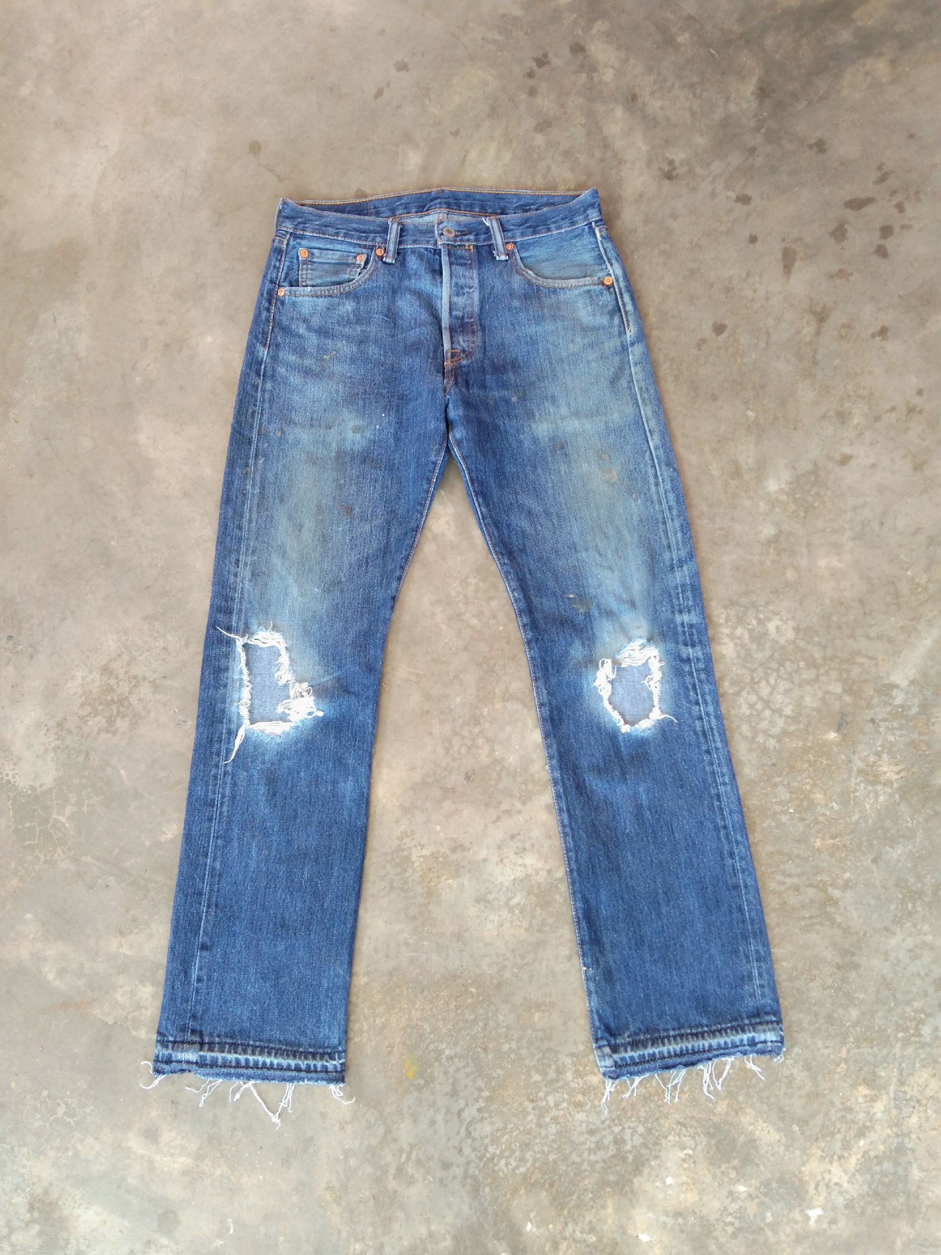 Levi's Vintage Levis 501 Released Hem Distressed Jeans 30x30 Size US 30 / EU 46 - 1 Thumbnail