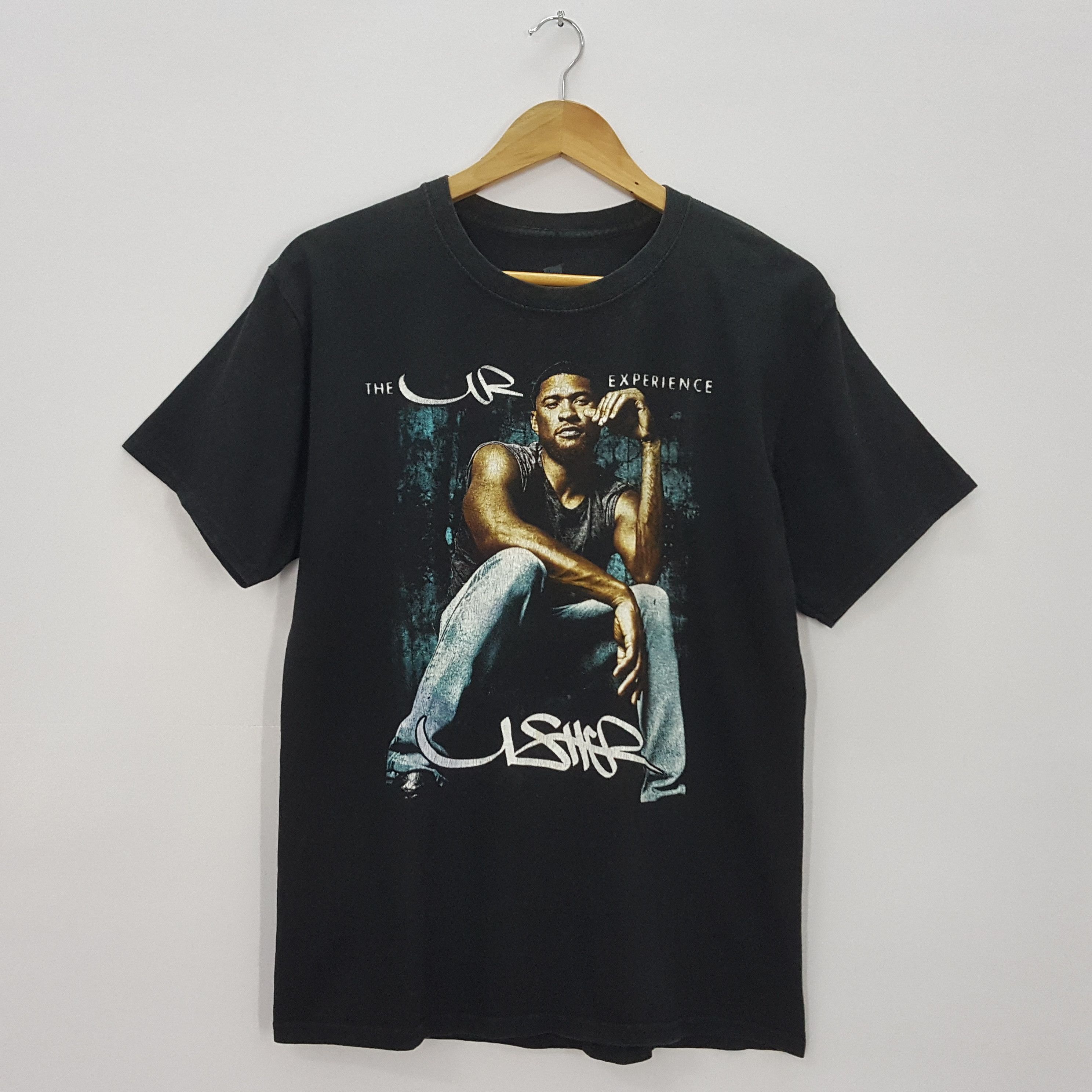 Band Tees × Rap Tees × Vintage Vintage USHER American Singer Pop Hip-hop Rap t-shirt Size US M / EU 48-50 / 2 - 1 Thumbnail