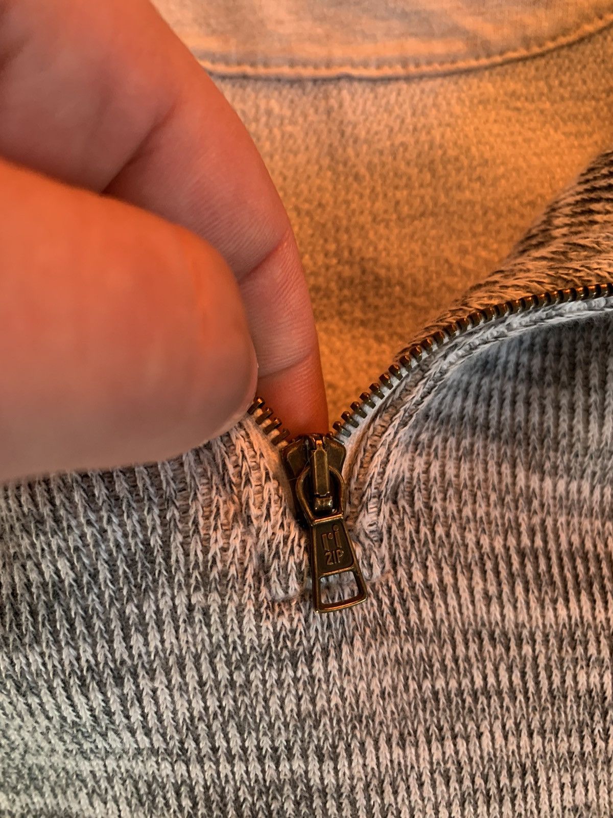 Valentino × Vintage Valentino Vintage Sweatshirt 1/4 Zip Size US L / EU 52-54 / 3 - 5 Thumbnail
