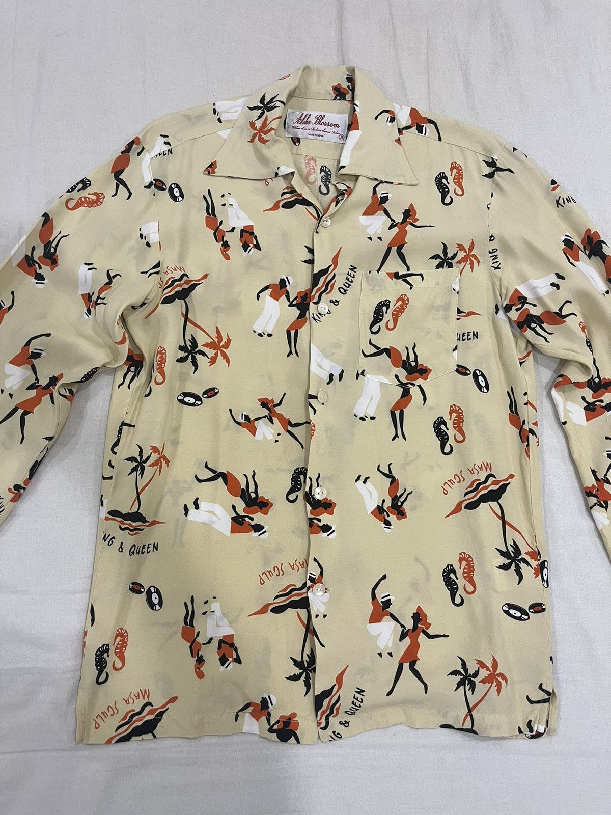 Aloha Wear Aloha Blossom King & Queen Beige | Grailed