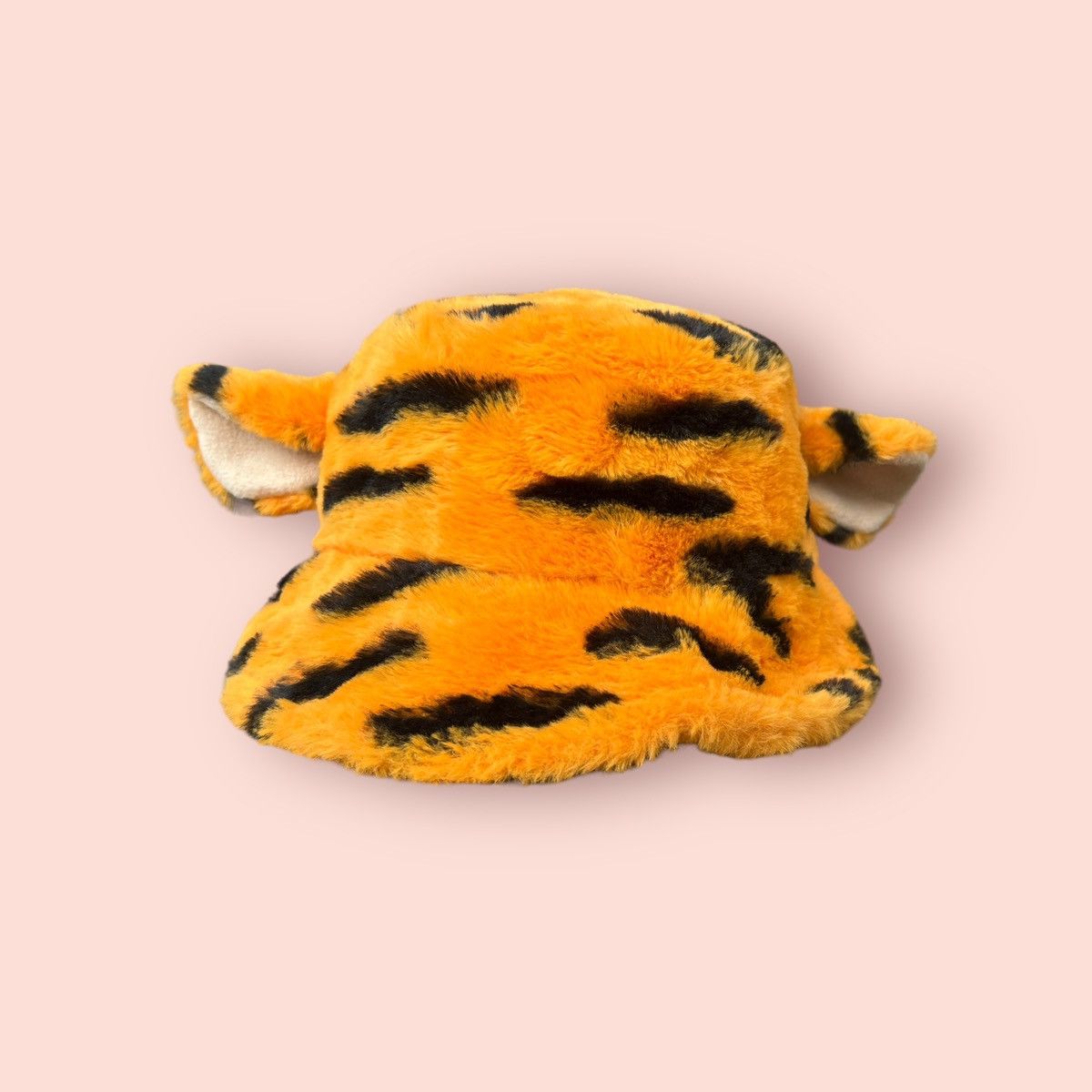 Cartoon Network × Disney × Japanese Brand RARE TOKYO DISNEY RESORT TIGGER WARM FLUFFY BUCKET HAT Size ONE SIZE - 20 Thumbnail