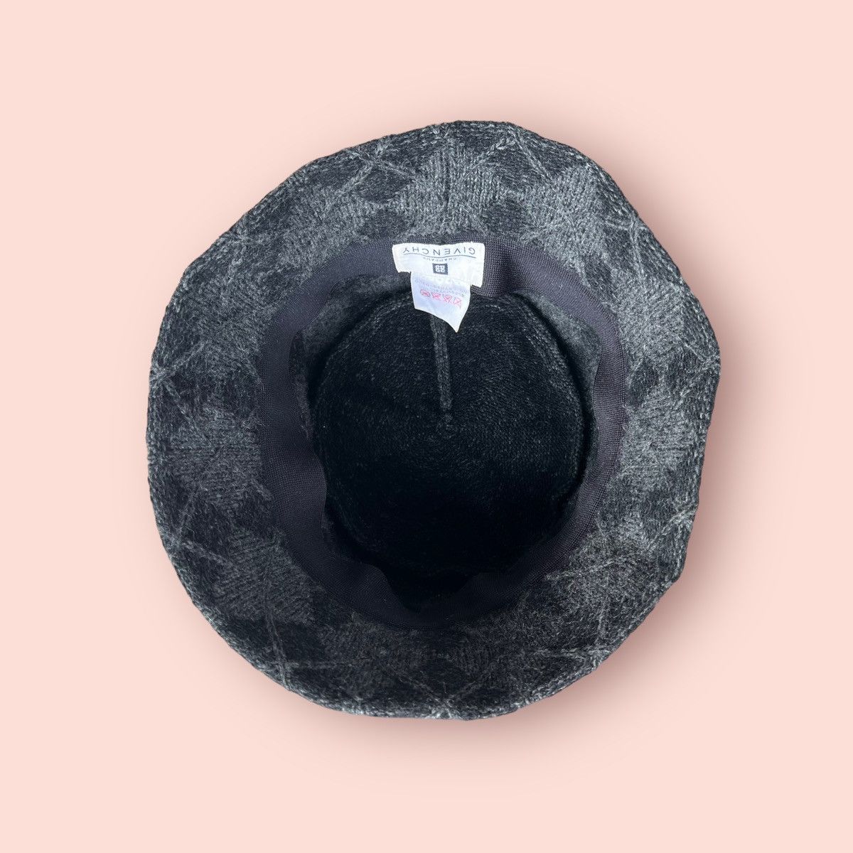 Designer × Givenchy × Vintage VINTAGE GIVENCHY ARGYLE KNITTED BUCKET HAT Size ONE SIZE - 22 Thumbnail