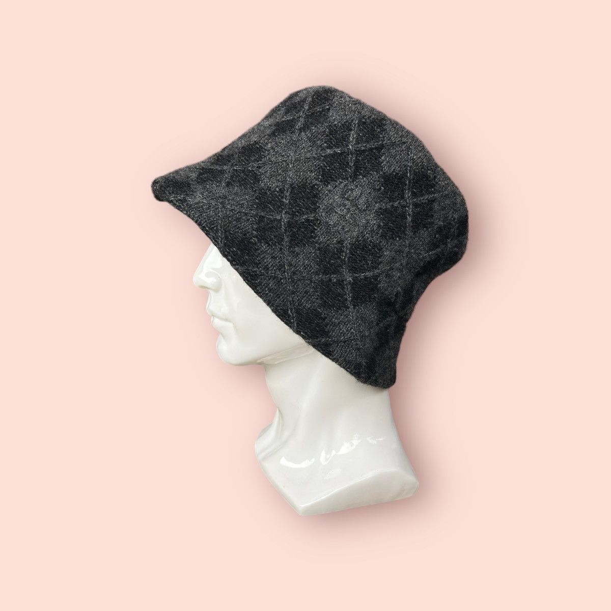 Designer × Givenchy × Vintage VINTAGE GIVENCHY ARGYLE KNITTED BUCKET HAT Size ONE SIZE - 6 Thumbnail