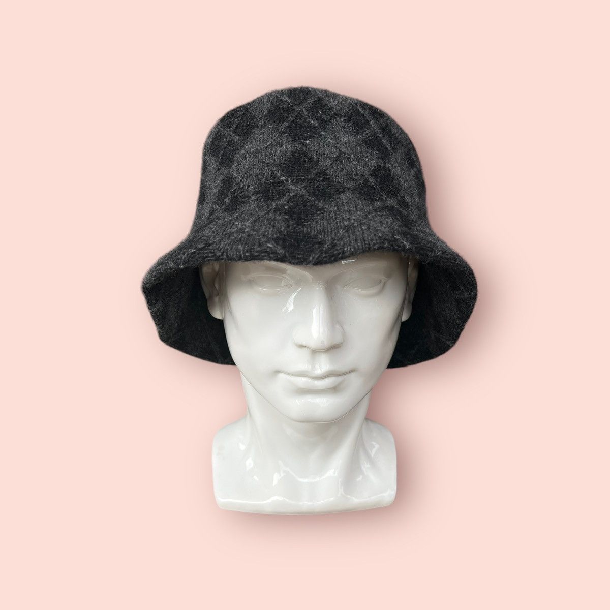 Designer × Givenchy × Vintage VINTAGE GIVENCHY ARGYLE KNITTED BUCKET HAT Size ONE SIZE - 3 Thumbnail