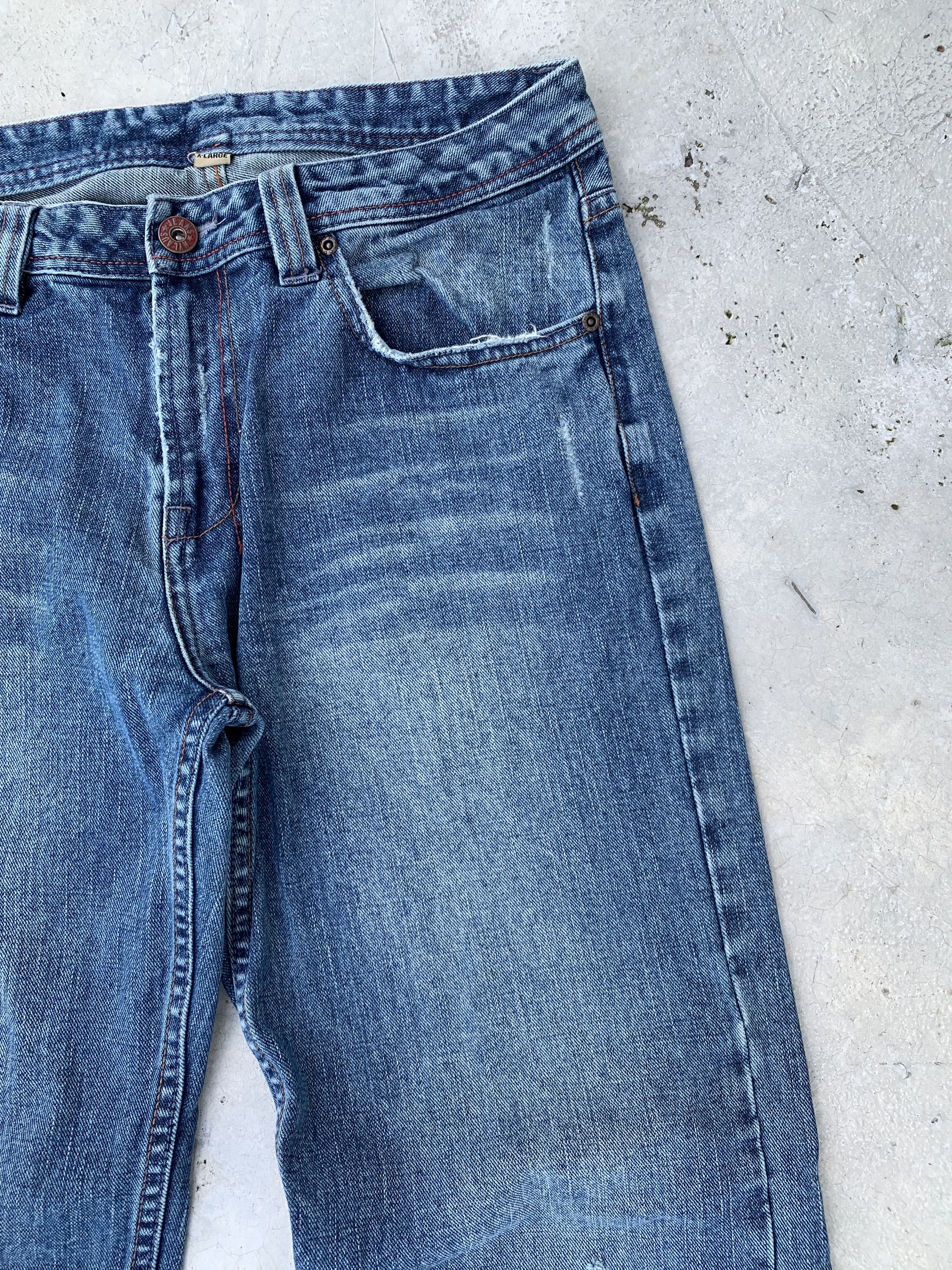 Japanese Brand Vintage Nylaus Light Distressed Painter Denim Jeans Size US 32 / EU 48 - 3 Thumbnail