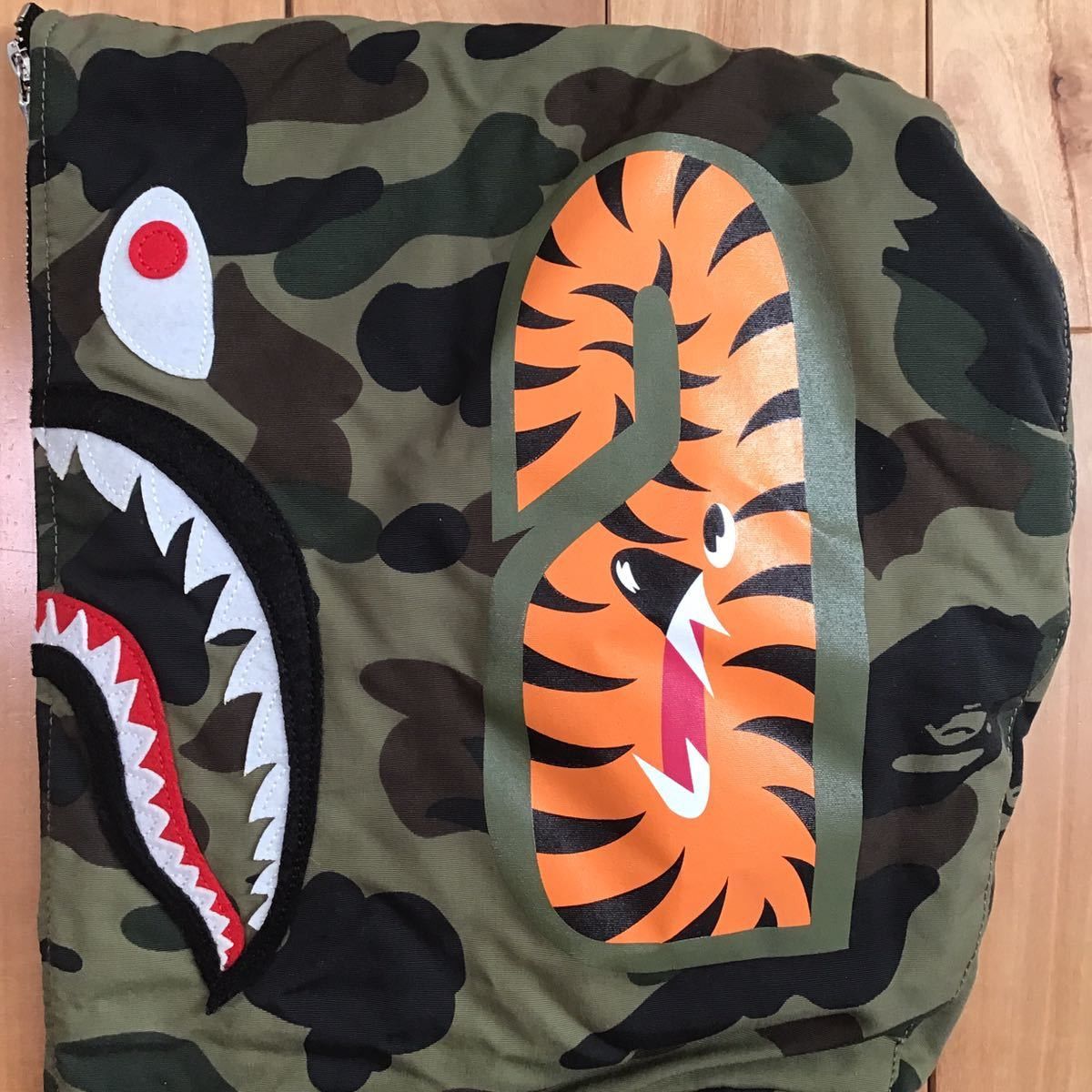 Bape Shark BAPE full zip hoodie batting jacket 1st camo green Size US S / EU 44-46 / 1 - 6 Thumbnail