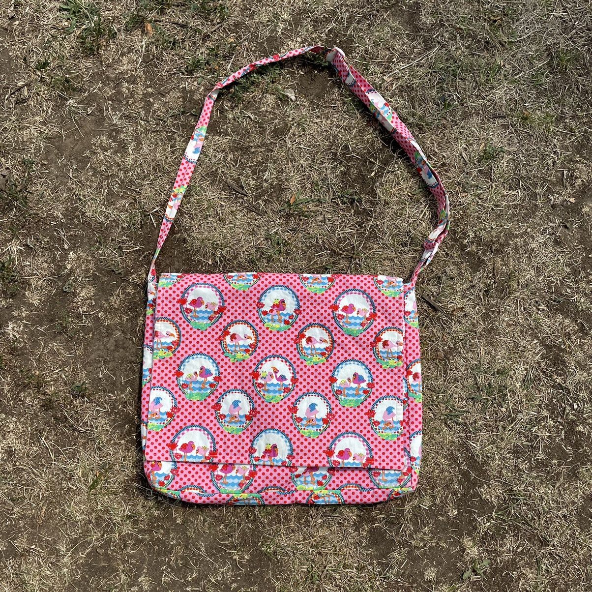 Vintage Vintage Y2K Pink Crossbody Bag All Over Print Coquette OS Size ONE SIZE - 1 Thumbnail