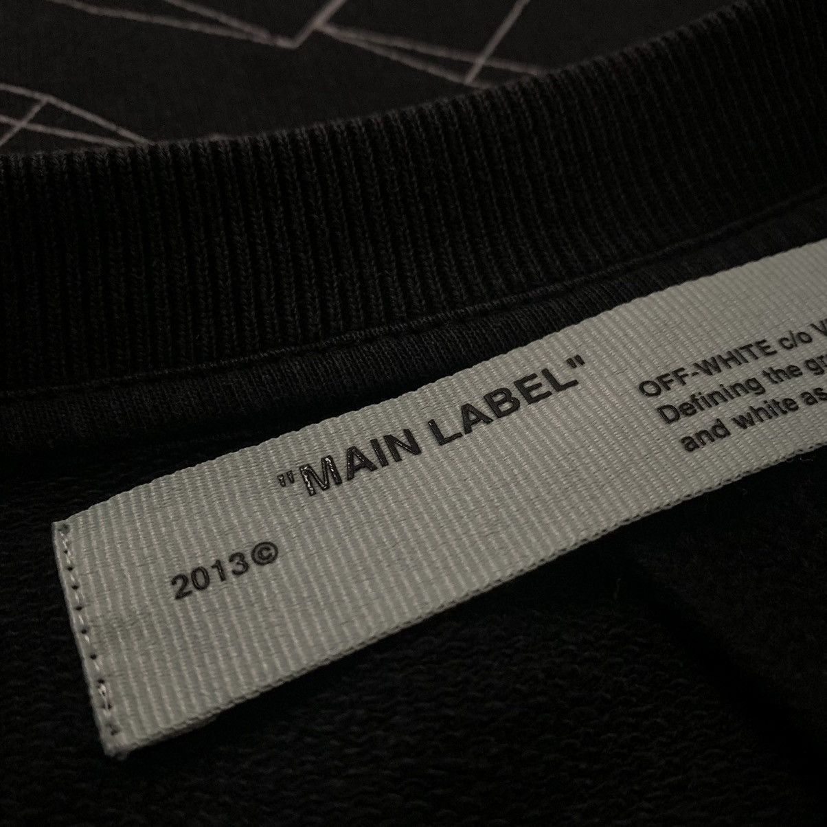 Off-White Off-White Medium Arrow Graphic Washed Black Sweatshirt 2018 Size US M / EU 48-50 / 2 - 7 Thumbnail