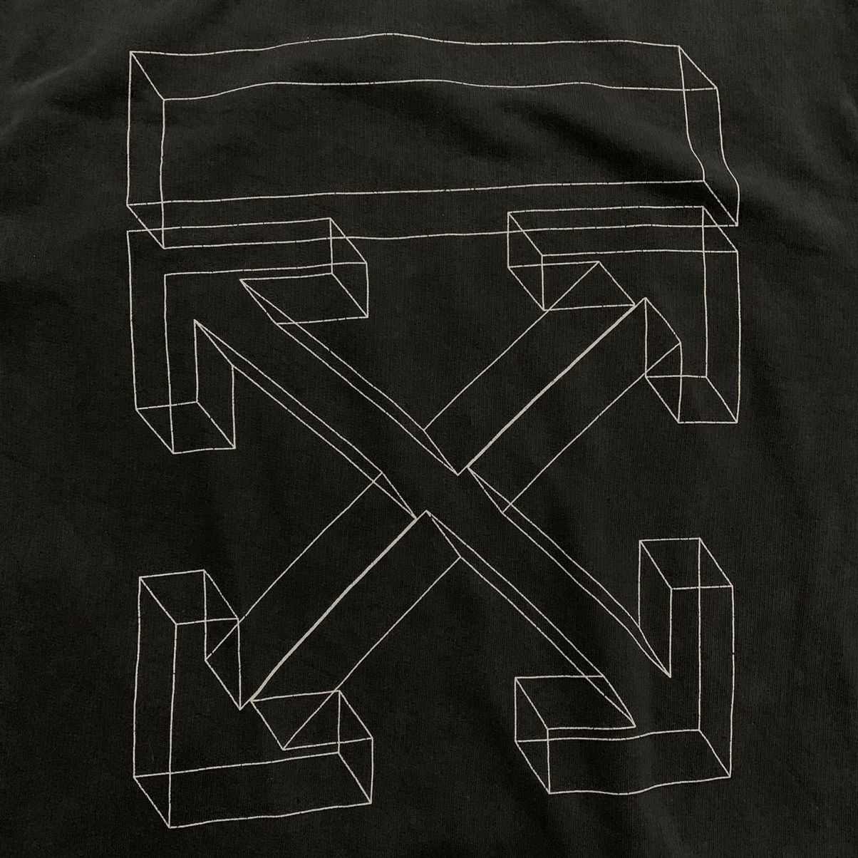 Off-White Off-White Medium Arrow Graphic Washed Black Sweatshirt 2018 Size US M / EU 48-50 / 2 - 4 Thumbnail