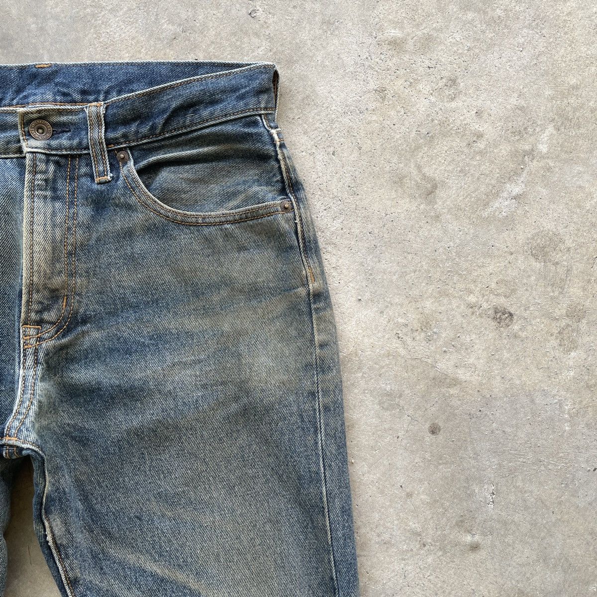 Japanese Brand Vintage Japanese GU Faded Distressed Denim Jeans Pants W30 Size US 30 / EU 46 - 6 Thumbnail