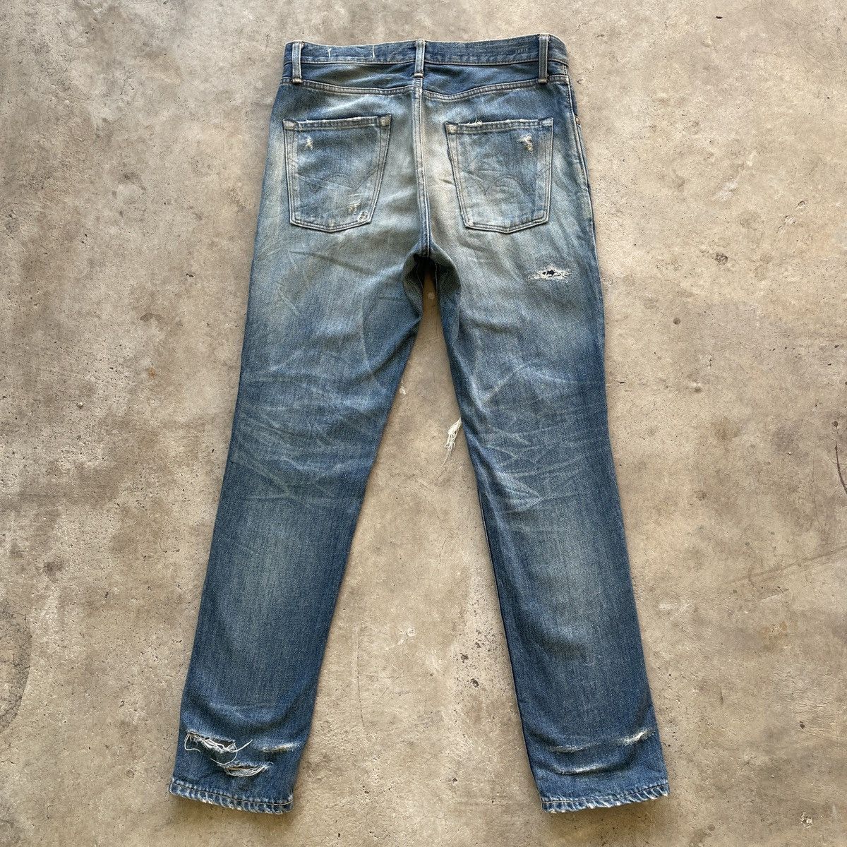 Japanese Brand Vintage THRASHED Edwin Distressed Faded Denim Jeans Pants Size US 32 / EU 48 - 12 Thumbnail