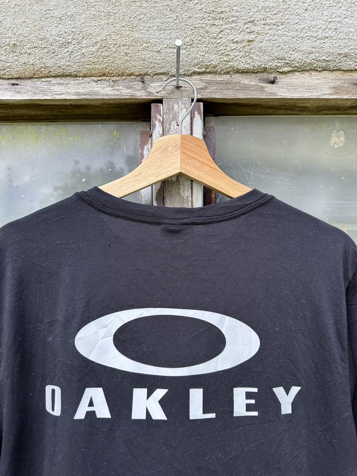 Oakley × Vintage OAKLEY Vintage Big Logo T-Shirt | Grailed