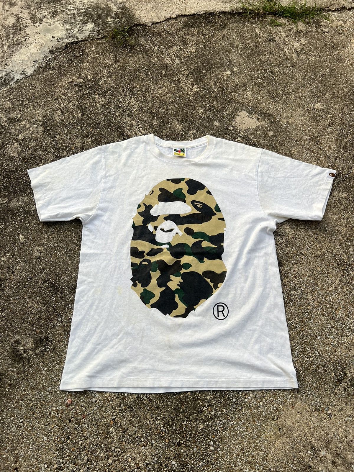 Bape 1st Camo Big Ape Head Tee Size US L / EU 52-54 / 3 - 1 Thumbnail