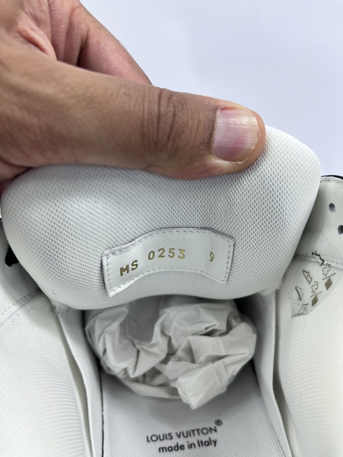 Louis Vuitton MAXI SNEAKERS Size US 9 / EU 42 - 11 Thumbnail