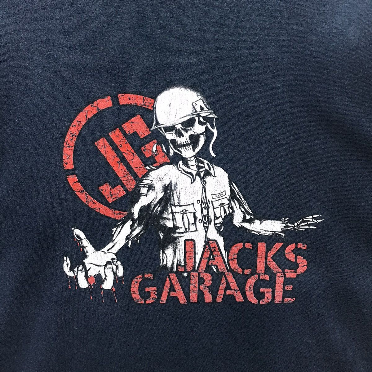 Vintage Rare!! Vintage Jacks Garage Boardshop Graphic Tee Size US XL / EU 56 / 4 - 4 Thumbnail