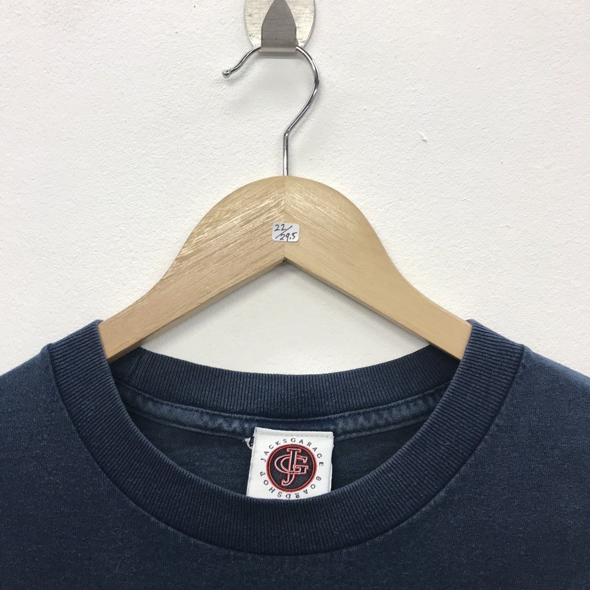 Vintage Rare!! Vintage Jacks Garage Boardshop Graphic Tee Size US XL / EU 56 / 4 - 3 Thumbnail