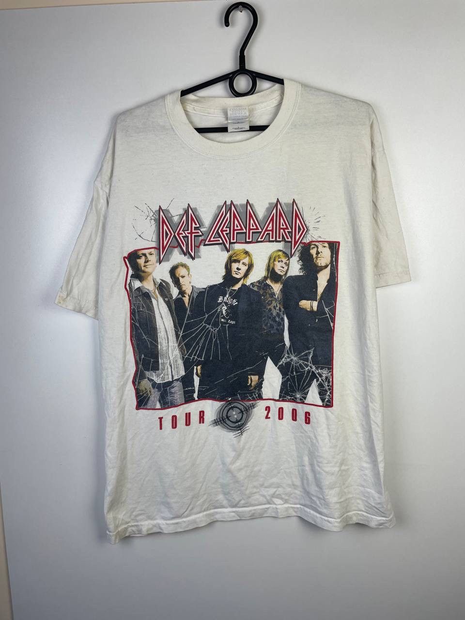 Vintage Def Lepard vintage t-shirt size L Size US L / EU 52-54 / 3 - 1 Thumbnail