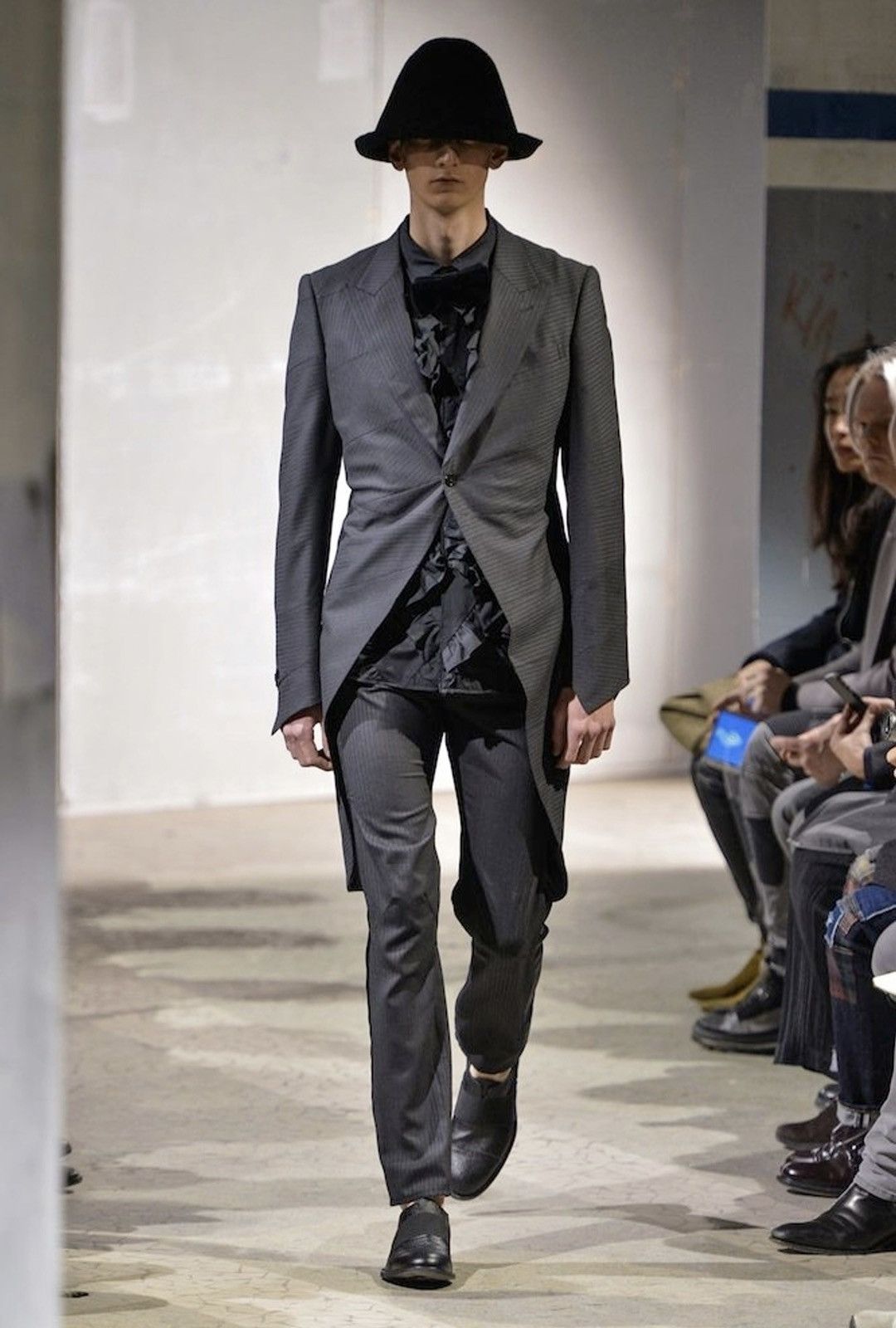 image of Ad1993 Comme Des Garcons Homme Deux Pants in Dark Grey, Men's (Size 28)