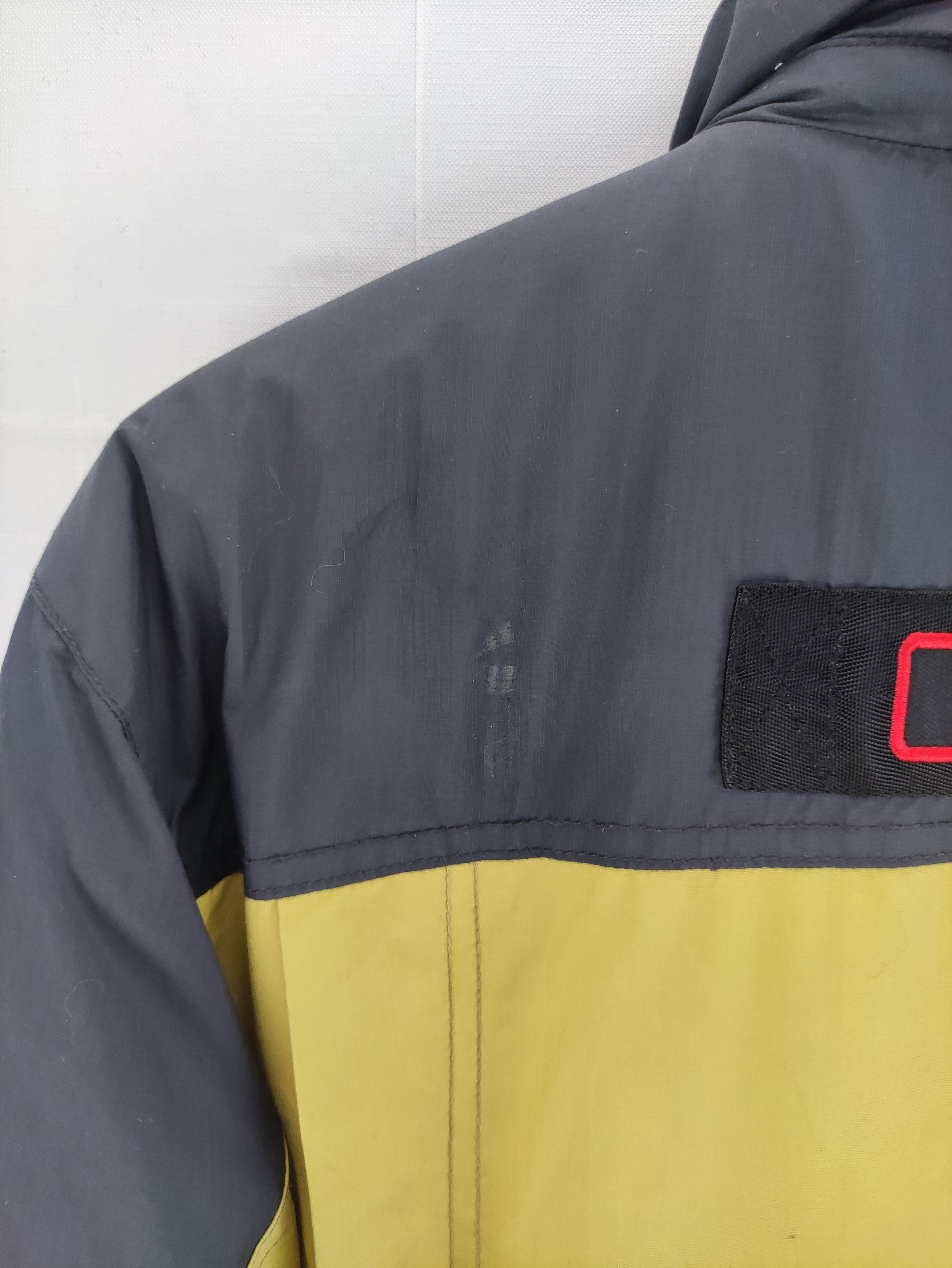 Japanese Brand Vintage Kolon Sport Puffer Jacket Zipper Size US L / EU 52-54 / 3 - 12 Thumbnail
