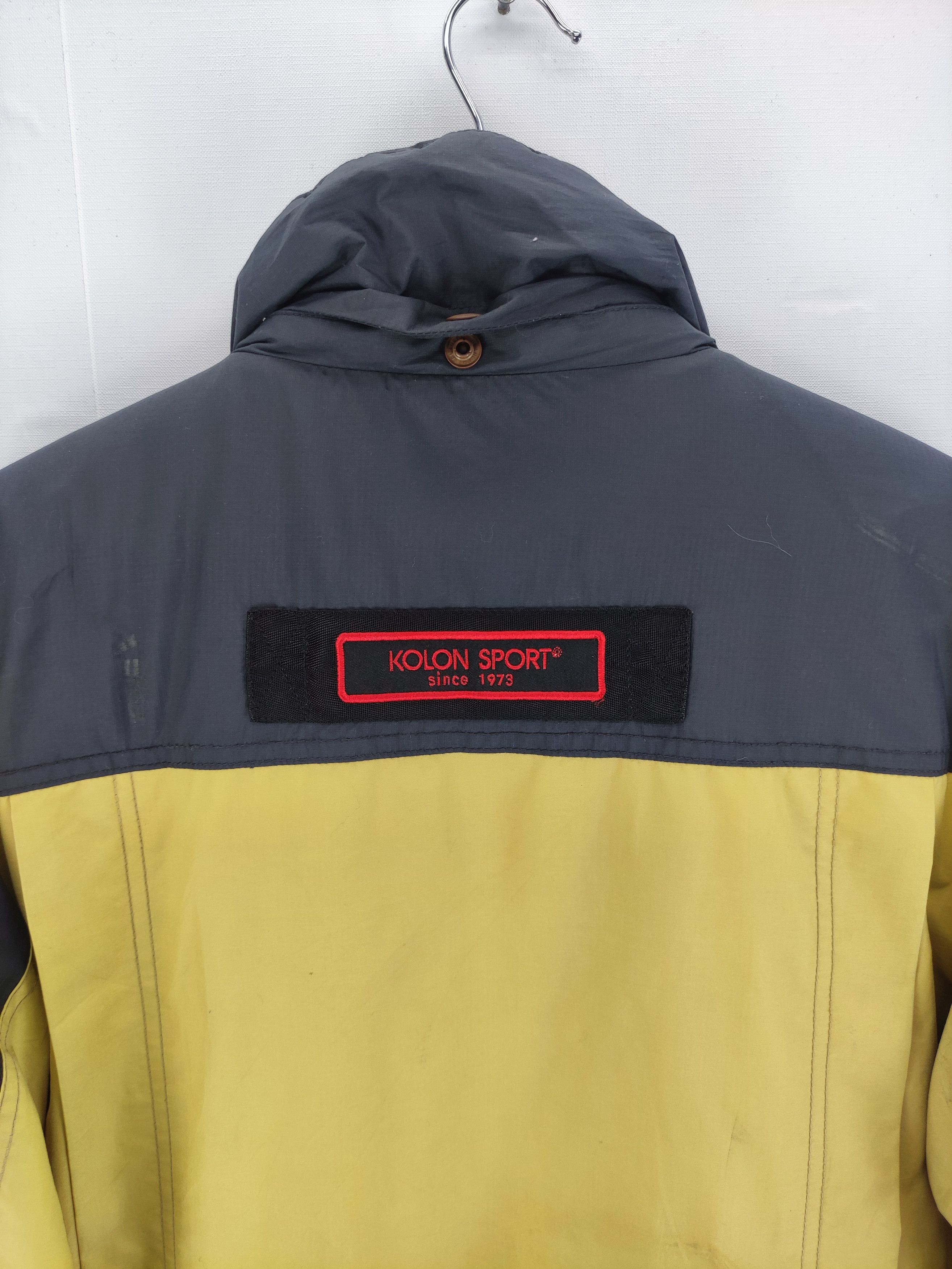 Japanese Brand Vintage Kolon Sport Puffer Jacket Zipper Size US L / EU 52-54 / 3 - 14 Thumbnail