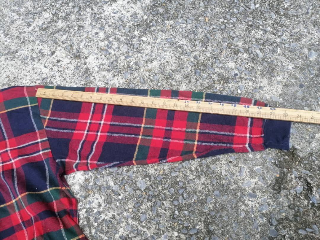 Burberry Burberry Plaid Polo Shirt Size US M / EU 48-50 / 2 - 5 Thumbnail
